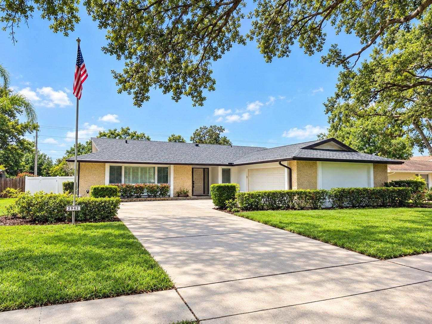 2942 CLUBHOUSE DRIVE W, Clearwater, FL 33761 2942 CLUBHOUSE DRIVE W, Clearwater, FL 33761
