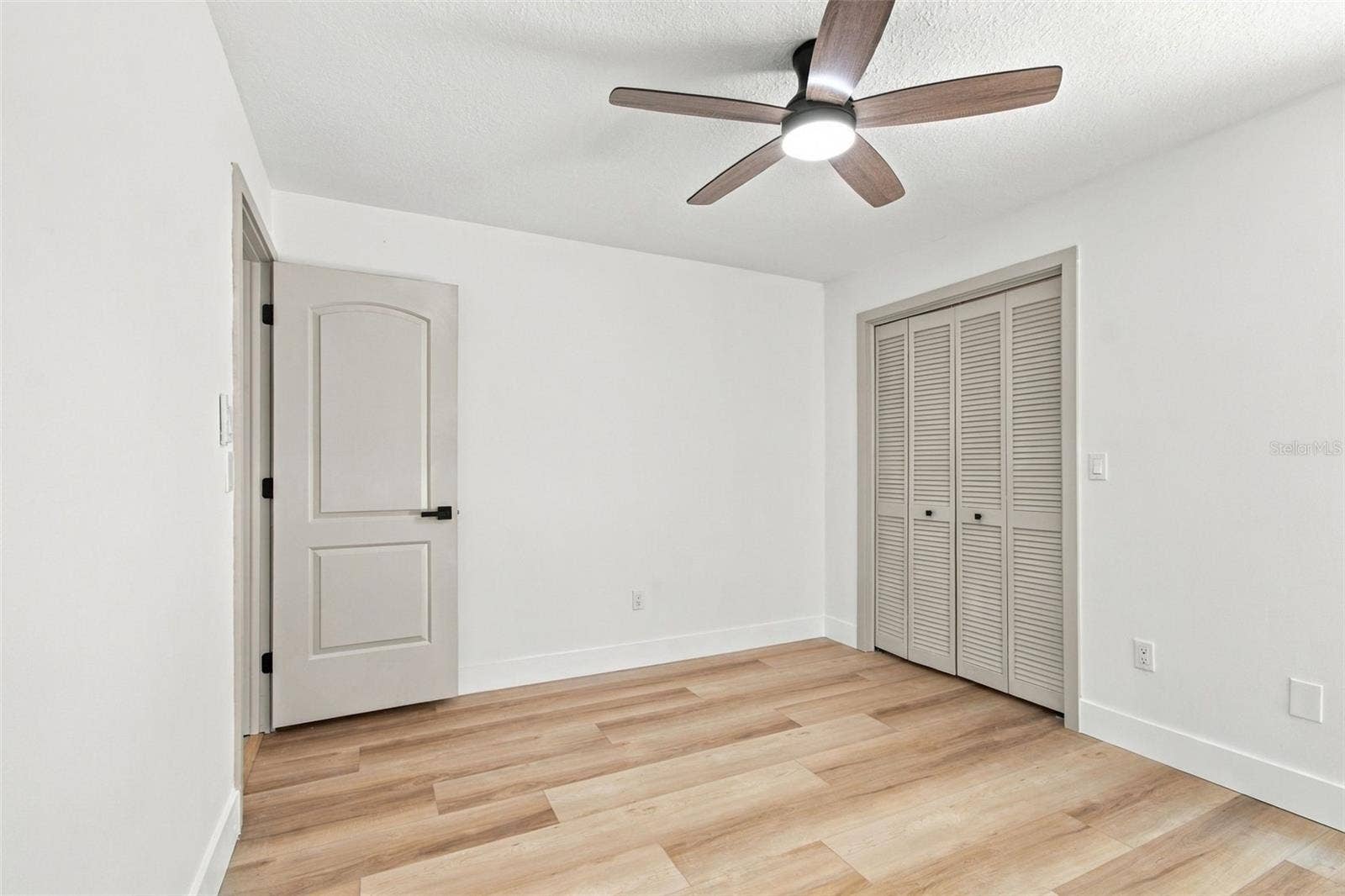 2942 CLUBHOUSE DRIVE W, Clearwater, FL 33761 Bedroom 1