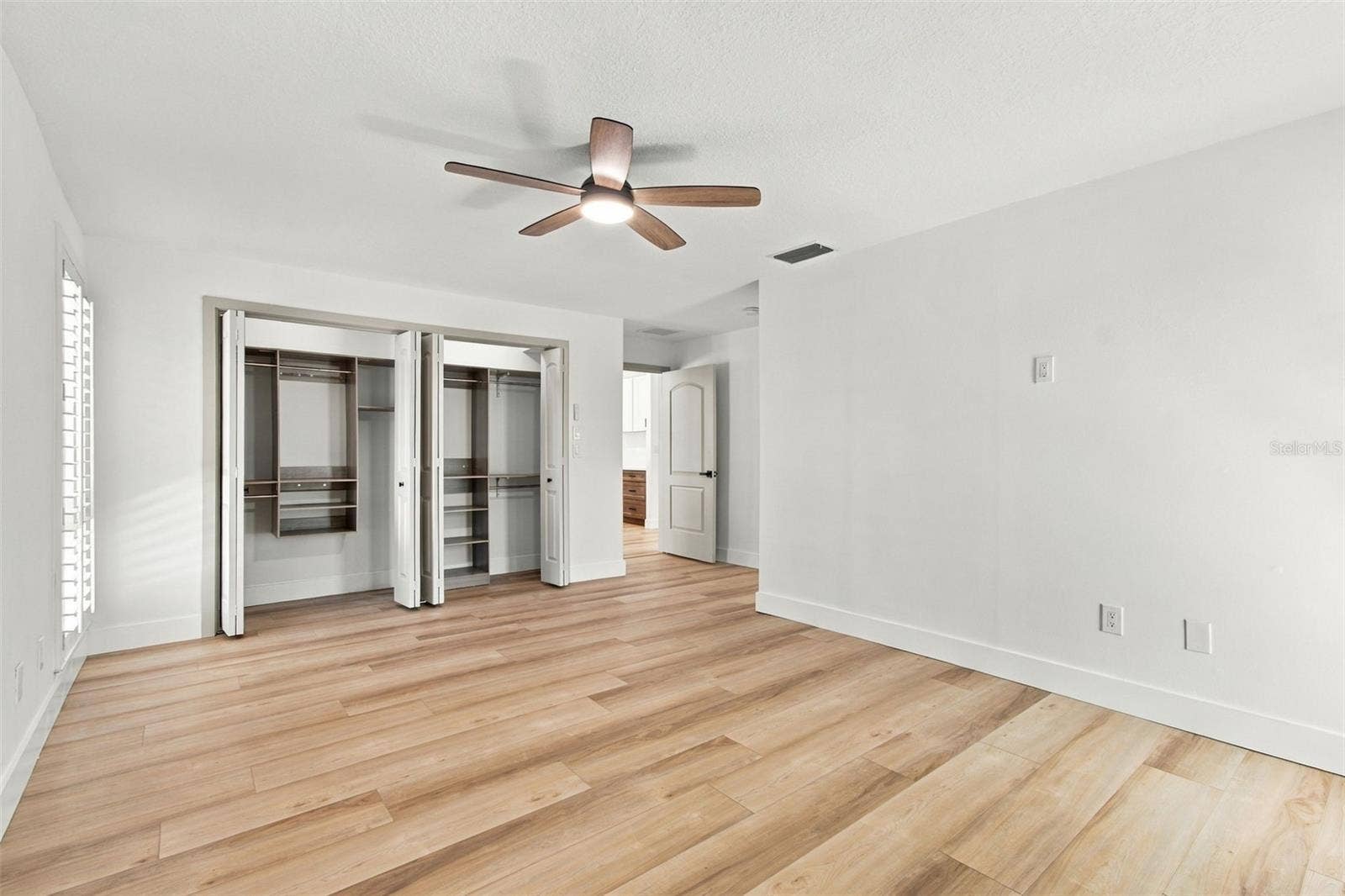 2942 CLUBHOUSE DRIVE W, Clearwater, FL 33761 Primary