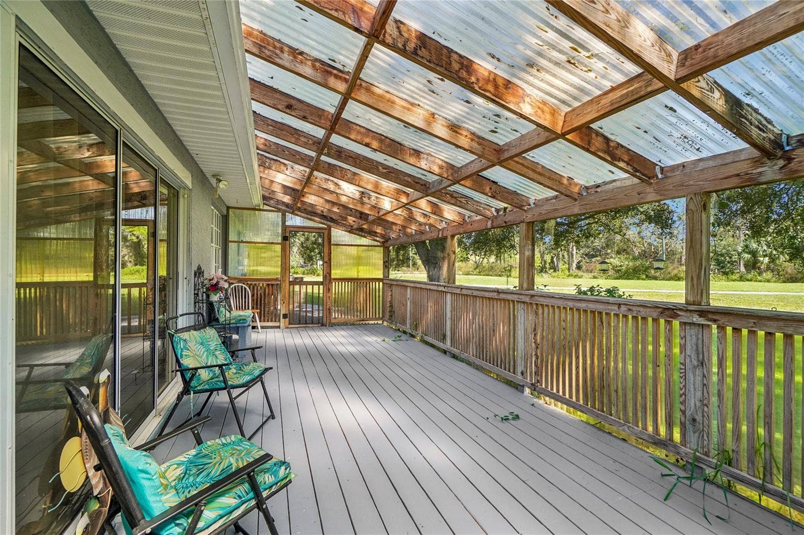 6074 BEECHWOOD DRIVE, Dade City, FL 33523 Back Porch