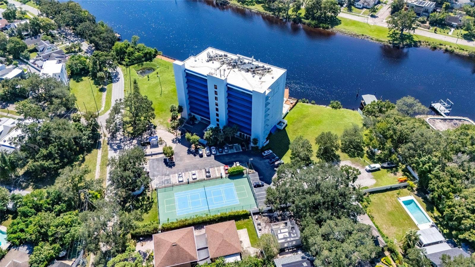 2780 N RIVERSIDE DRIVE, #601, Tampa, FL 33602 2780 N RIVERSIDE DRIVE, #601, Tampa, FL 33602