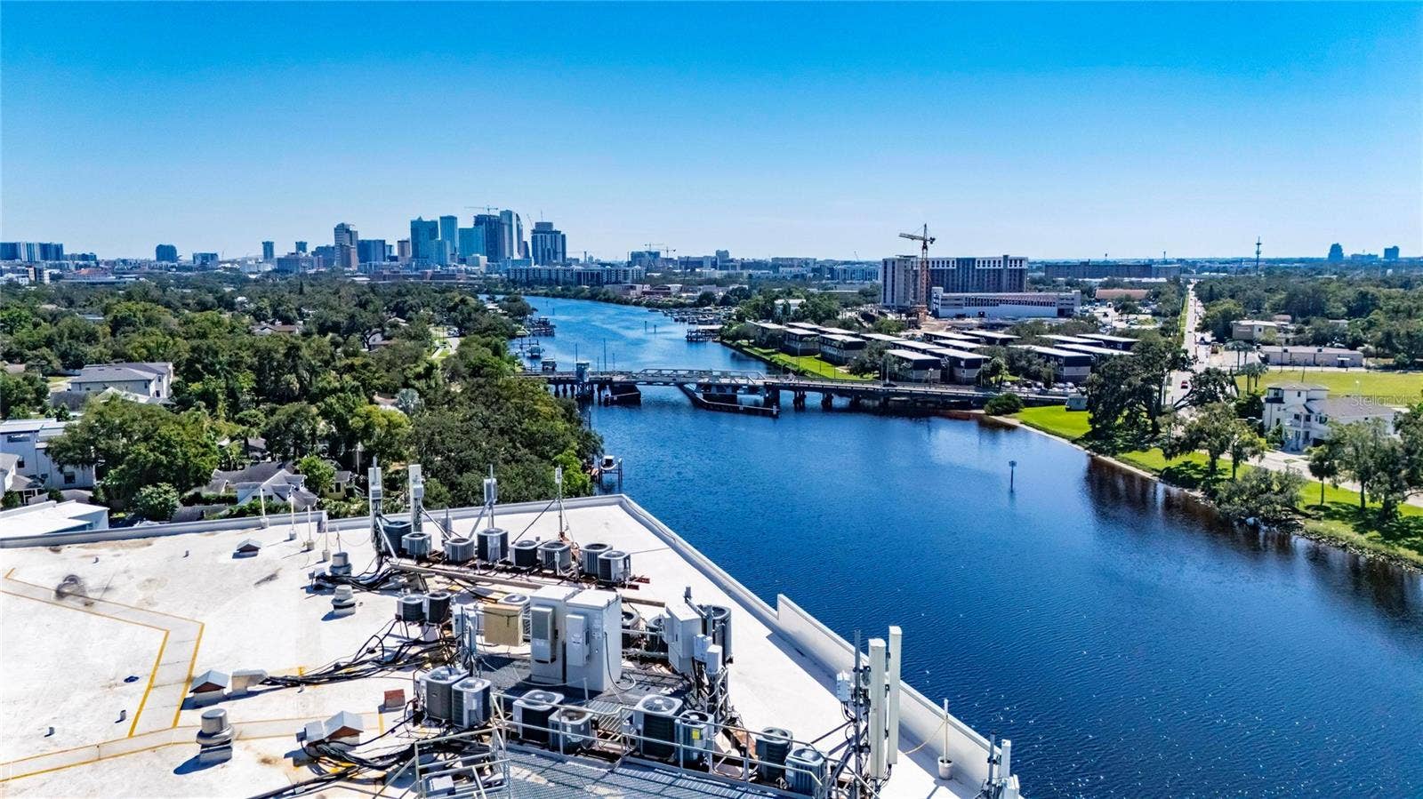 2780 N RIVERSIDE DRIVE, #601, Tampa, FL 33602 2780 N RIVERSIDE DRIVE, #601, Tampa, FL 33602