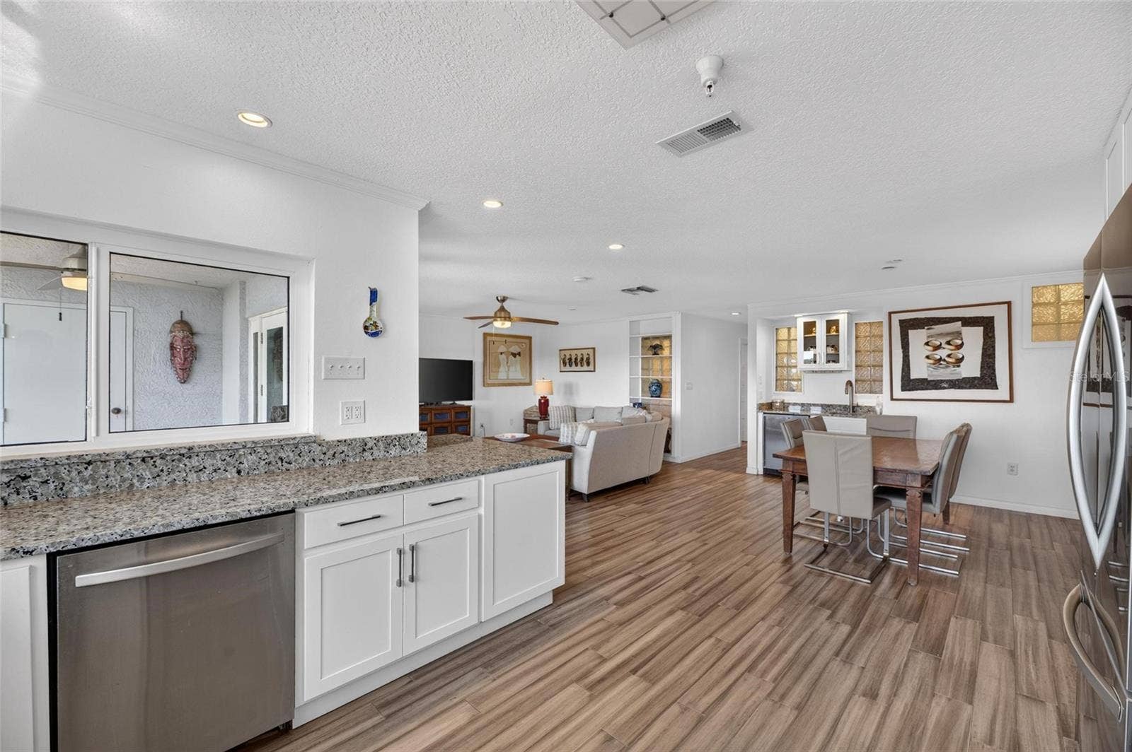 2780 N RIVERSIDE DRIVE, #601, Tampa, FL 33602 2780 N RIVERSIDE DRIVE, #601, Tampa, FL 33602