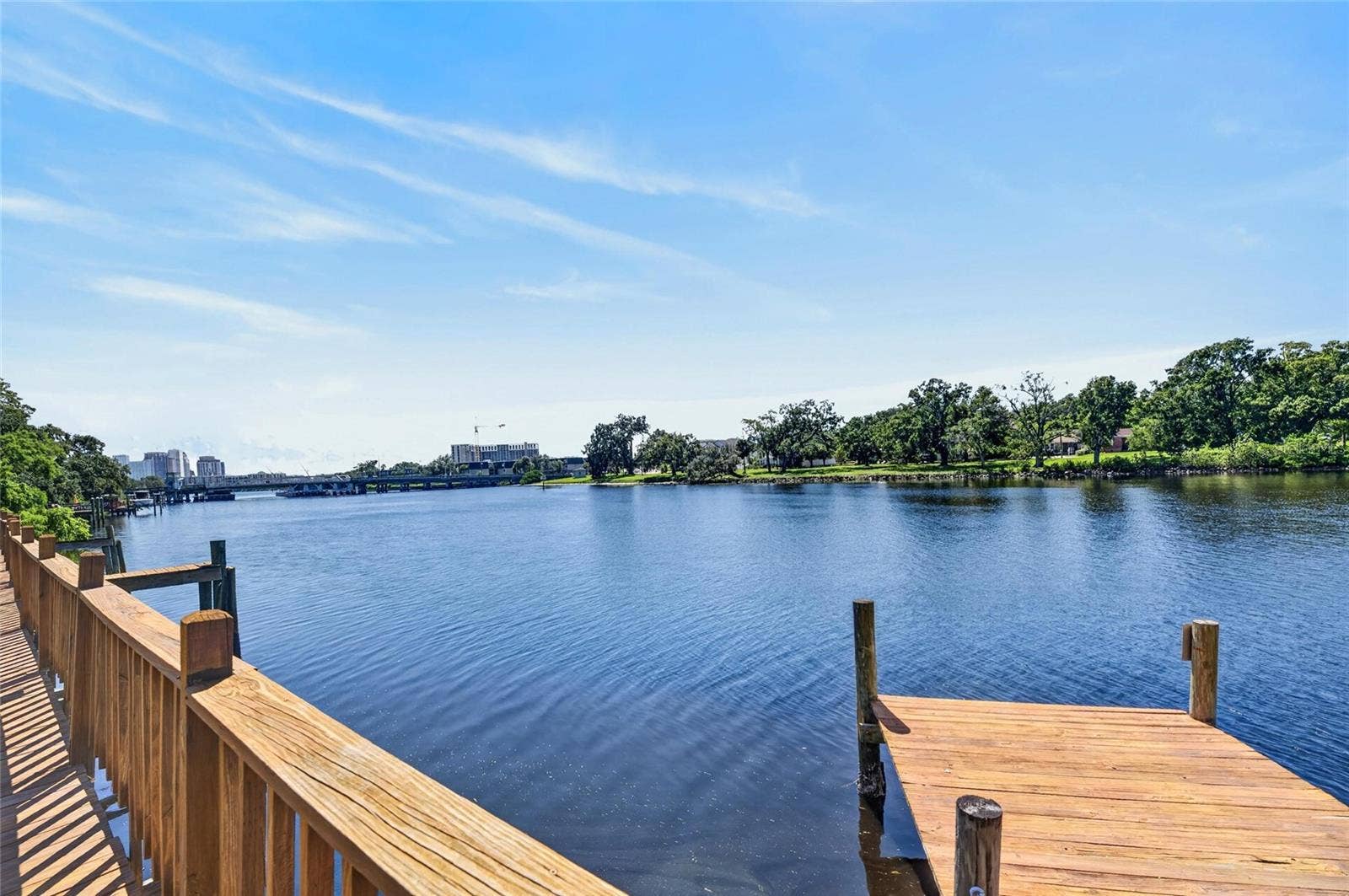 2780 N RIVERSIDE DRIVE, #601, Tampa, FL 33602 2780 N RIVERSIDE DRIVE, #601, Tampa, FL 33602