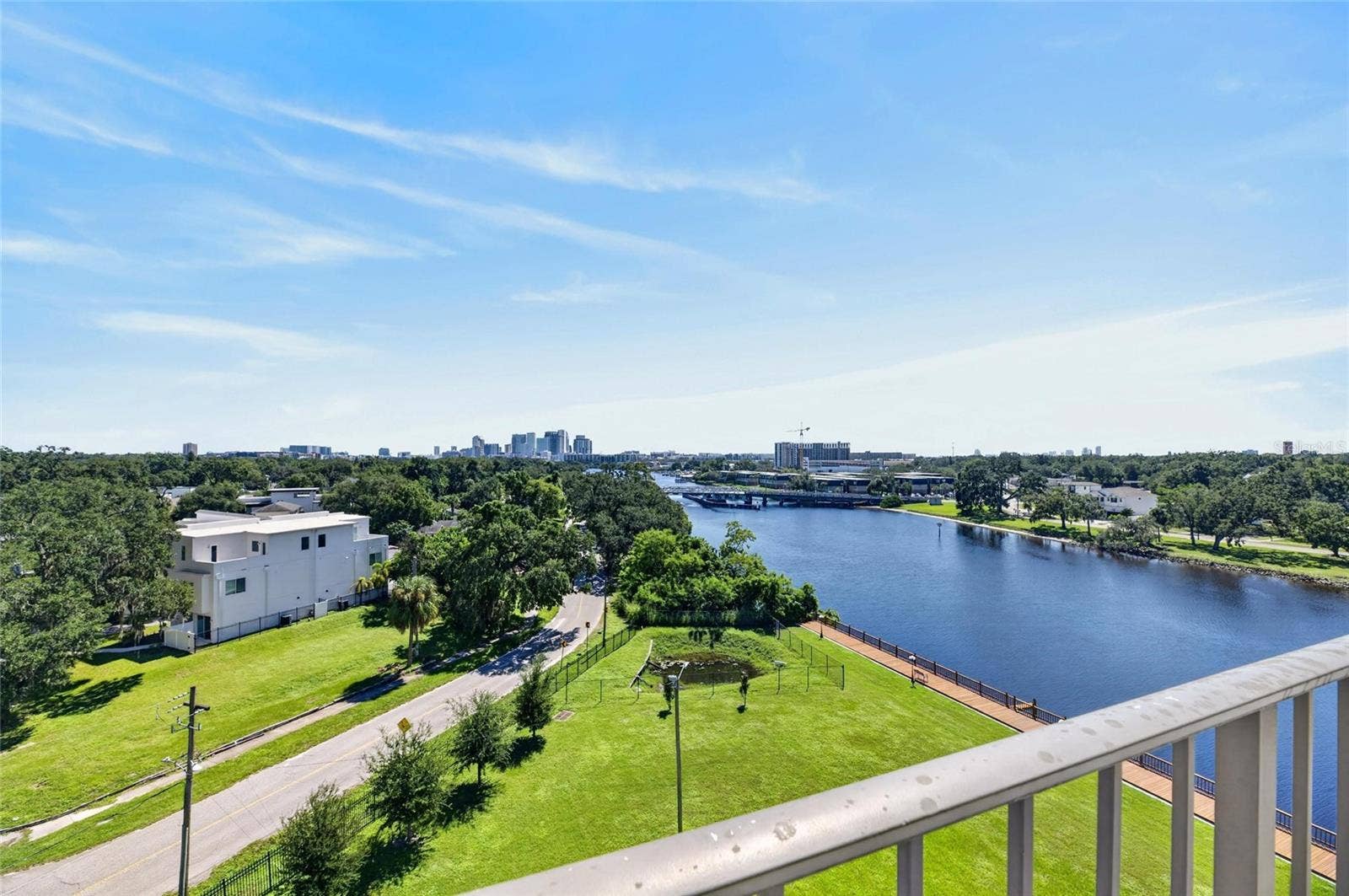 2780 N RIVERSIDE DRIVE, #601, Tampa, FL 33602 2780 N RIVERSIDE DRIVE, #601, Tampa, FL 33602