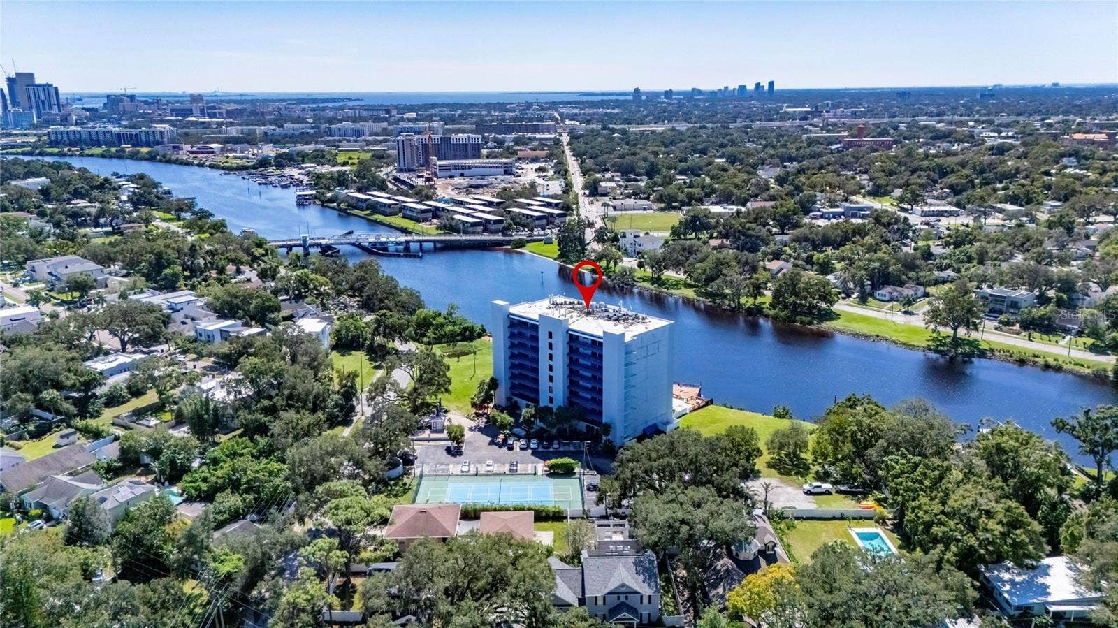 2780 N RIVERSIDE DRIVE, #601, Tampa, FL 33602 2780 N RIVERSIDE DRIVE, #601, Tampa, FL 33602