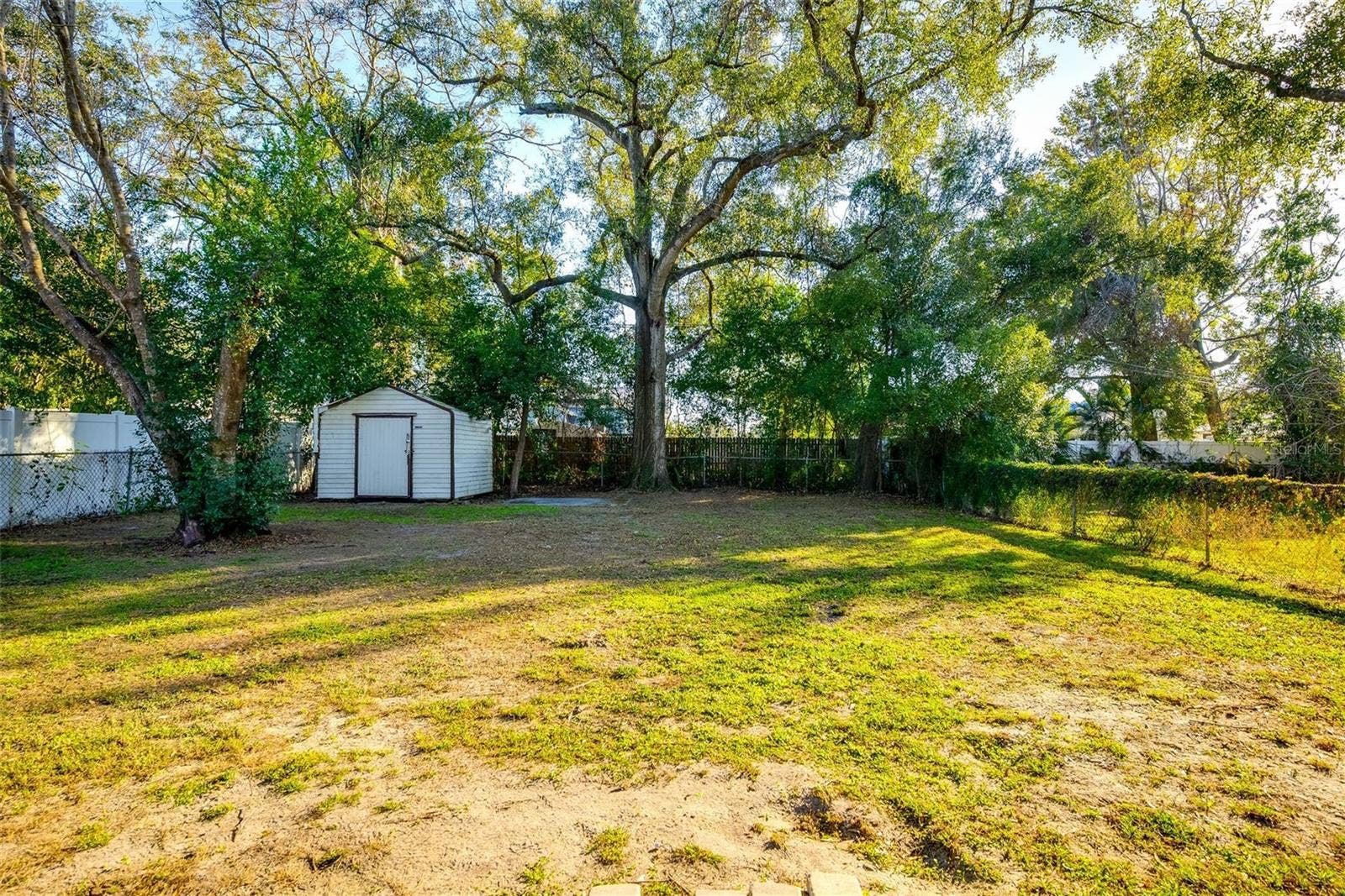 211 E CLUSTER AVENUE, Tampa, FL 33604 211 E CLUSTER AVENUE, Tampa, FL 33604