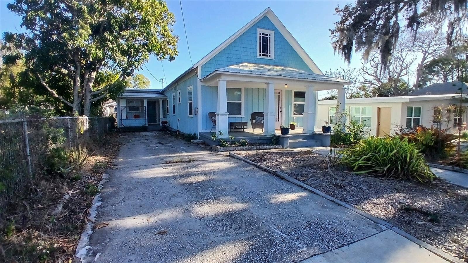542 DIVISION STREET, Tarpon Springs, FL 34689 542 DIVISION STREET, Tarpon Springs, FL 34689