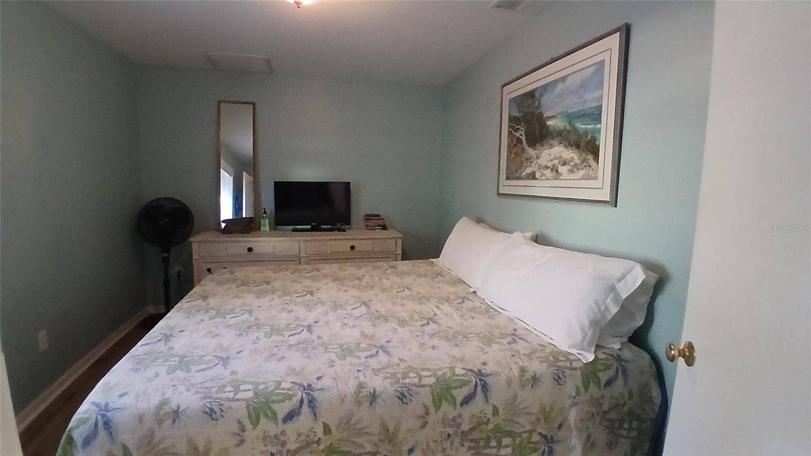 542 DIVISION STREET, Tarpon Springs, FL 34689 542 DIVISION STREET, Tarpon Springs, FL 34689