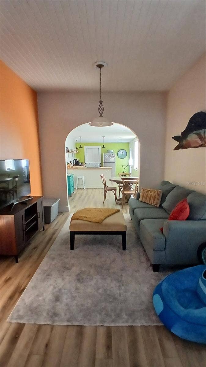 542 DIVISION STREET, Tarpon Springs, FL 34689 542 DIVISION STREET, Tarpon Springs, FL 34689