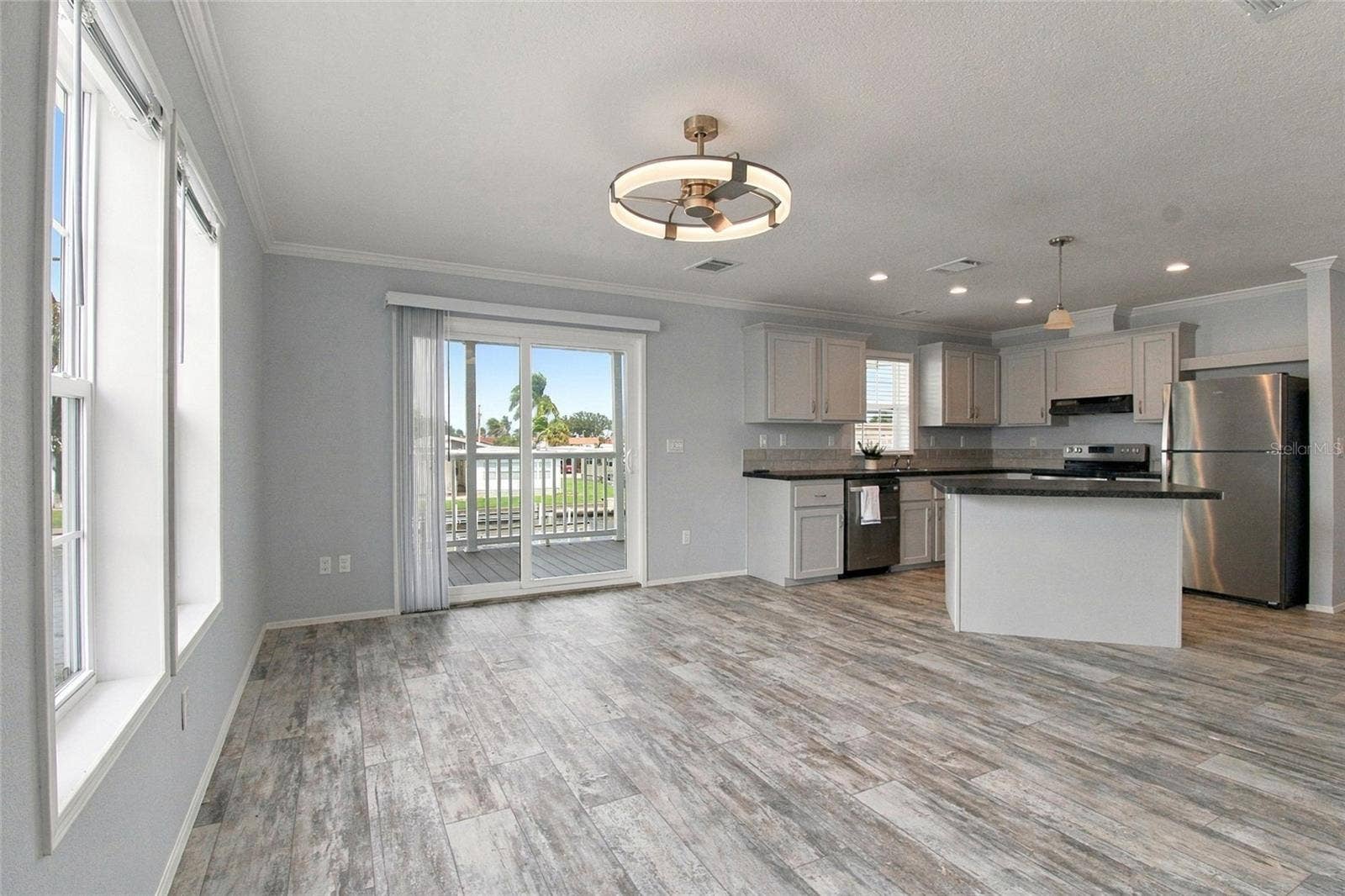 18675 U.S. HIGHWAY 19 N., #349, Clearwater, FL 33764 Open Concept Kitchen, LR & DR
