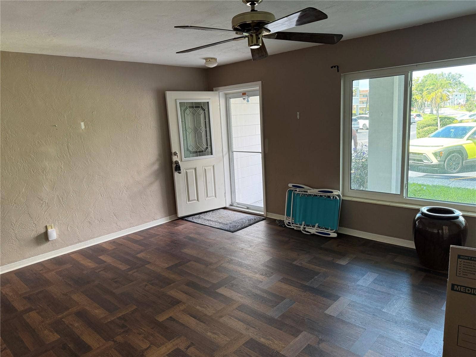 2020 WORLD PARKWAY BOULEVARD, #8, Clearwater, FL 33763 2020 WORLD PARKWAY BOULEVARD, #8, Clearwater, FL 33763