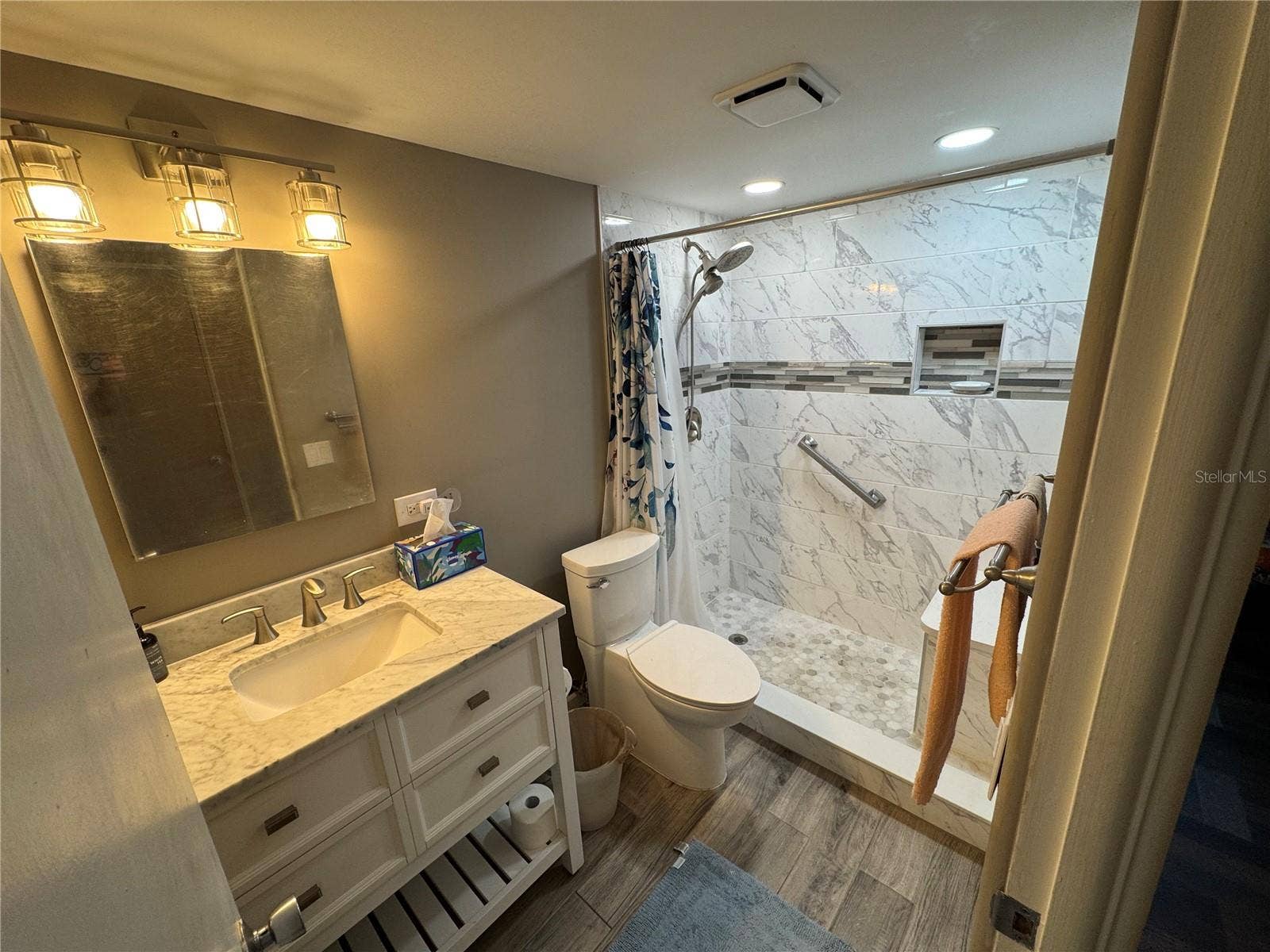 2020 WORLD PARKWAY BOULEVARD, #8, Clearwater, FL 33763 2020 WORLD PARKWAY BOULEVARD, #8, Clearwater, FL 33763