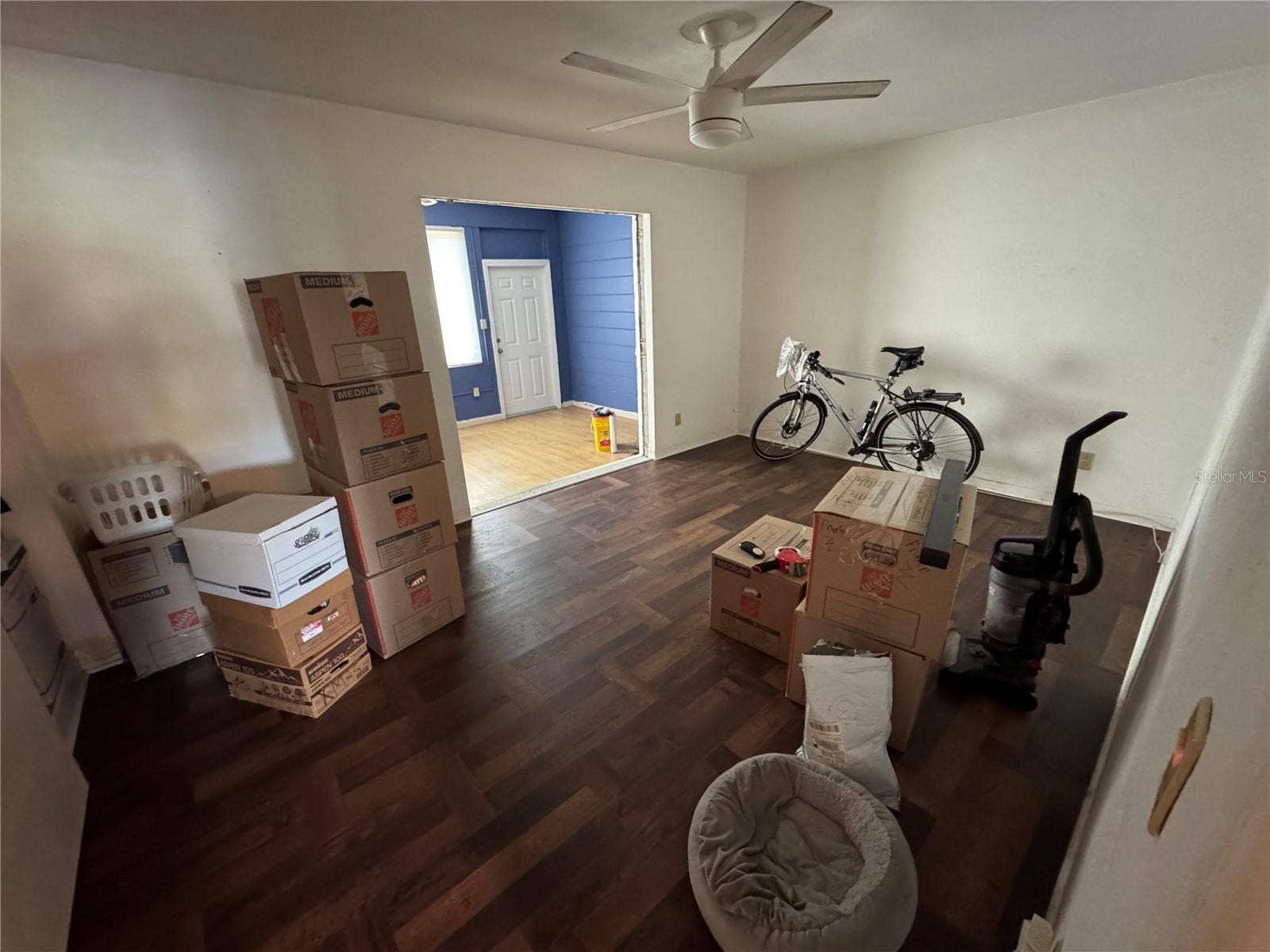 2020 WORLD PARKWAY BOULEVARD, #8, Clearwater, FL 33763 2020 WORLD PARKWAY BOULEVARD, #8, Clearwater, FL 33763