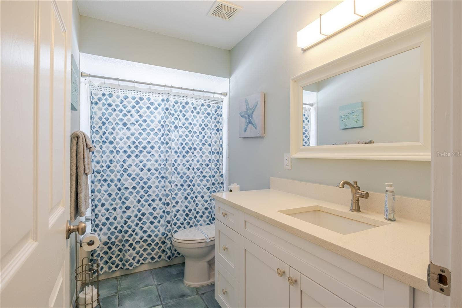 1904 GULF BOULEVARD, #D, Indian Rocks Beach, FL 33785 1904 GULF BOULEVARD, #D, Indian Rocks Beach, FL 33785