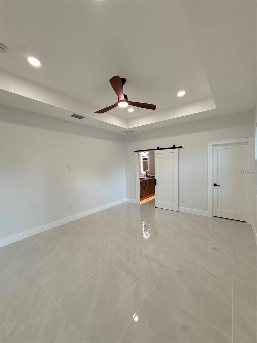 8606 N ALASKA STREET, Tampa, FL 33604 8606 N ALASKA STREET, Tampa, FL 33604