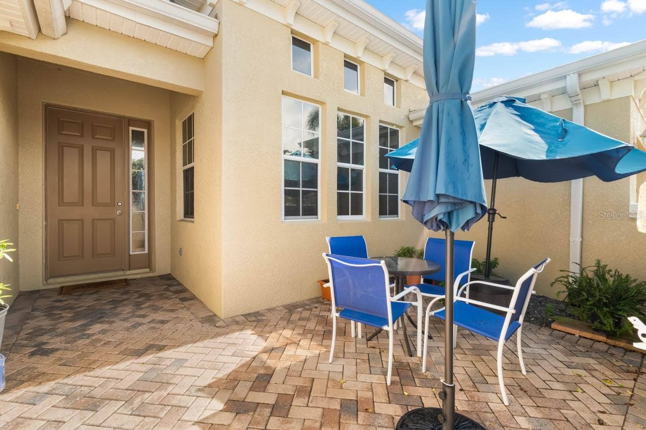 Private courtyard