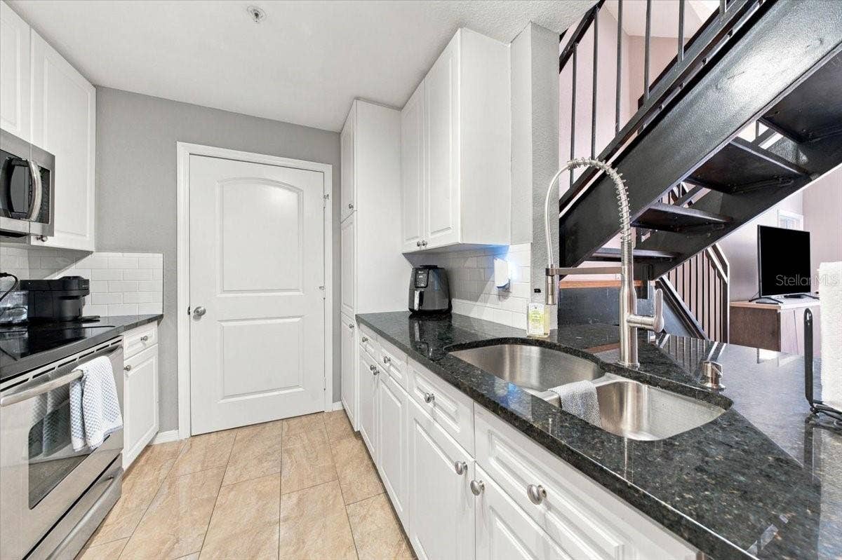 4221 W SPRUCE STREET, #1417, Tampa, FL 33607 4221 W SPRUCE STREET, #1417, Tampa, FL 33607