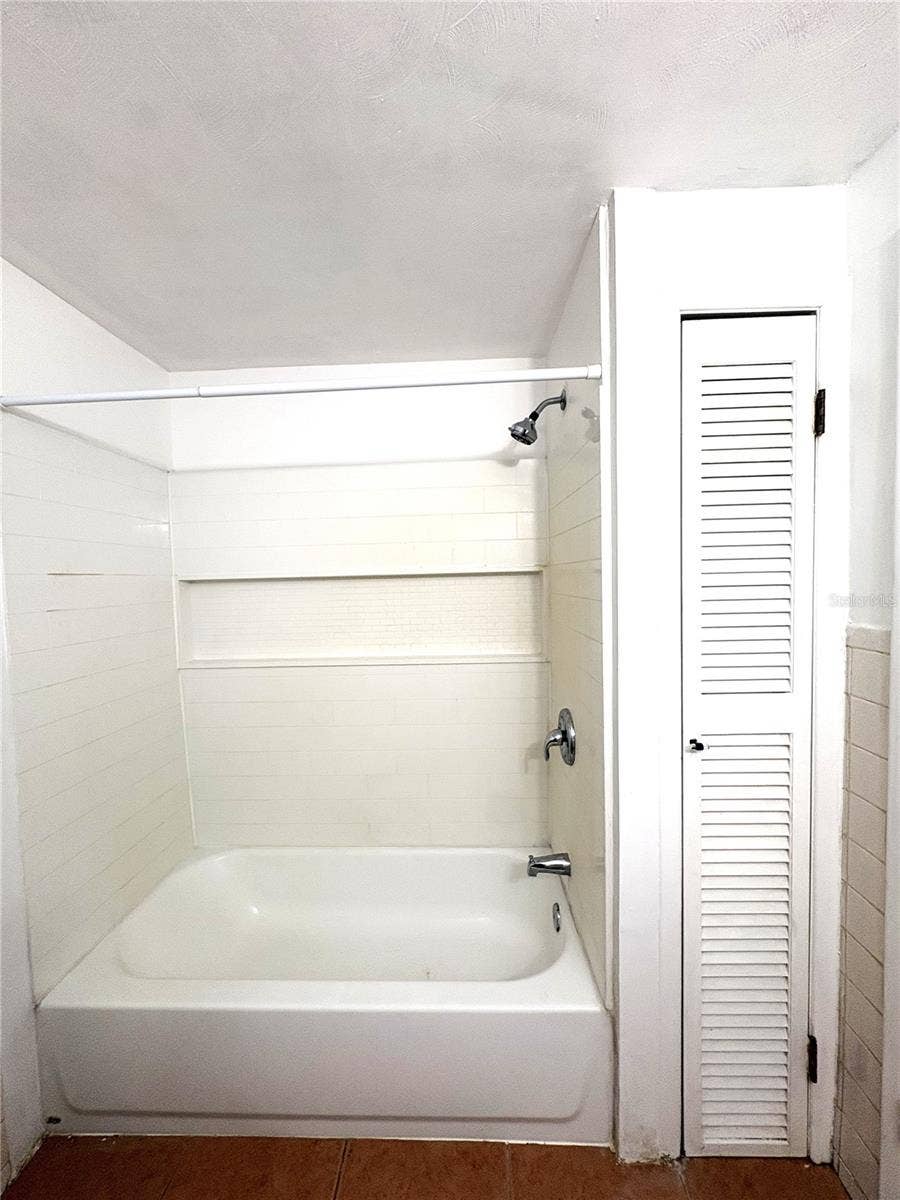 6216 MISSOURI AVENUE, New Port Richey, FL 34653 6216 MISSOURI AVENUE, New Port Richey, FL 34653