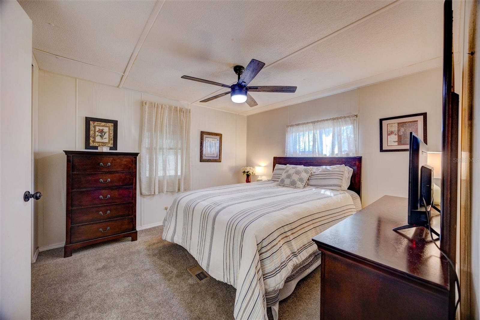 7387 WESTERN CIRCLE DRIVE, Brooksville, FL 34613 7387 WESTERN CIRCLE DRIVE, Brooksville, FL 34613