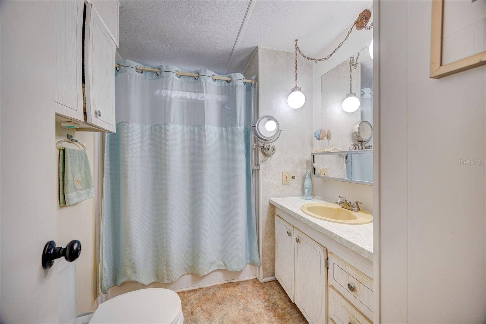 7387 WESTERN CIRCLE DRIVE, Brooksville, FL 34613 7387 WESTERN CIRCLE DRIVE, Brooksville, FL 34613
