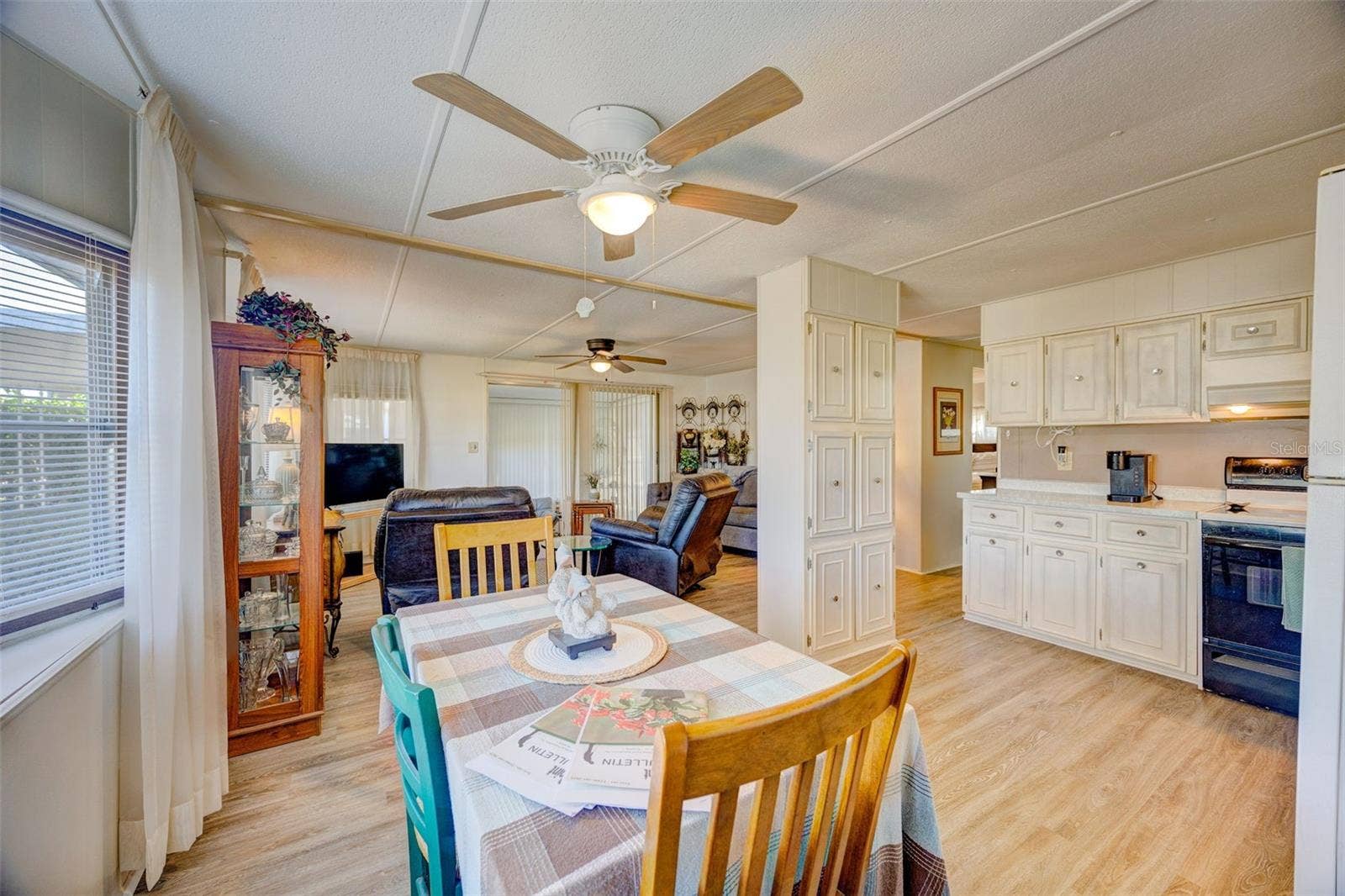7387 WESTERN CIRCLE DRIVE, Brooksville, FL 34613 7387 WESTERN CIRCLE DRIVE, Brooksville, FL 34613