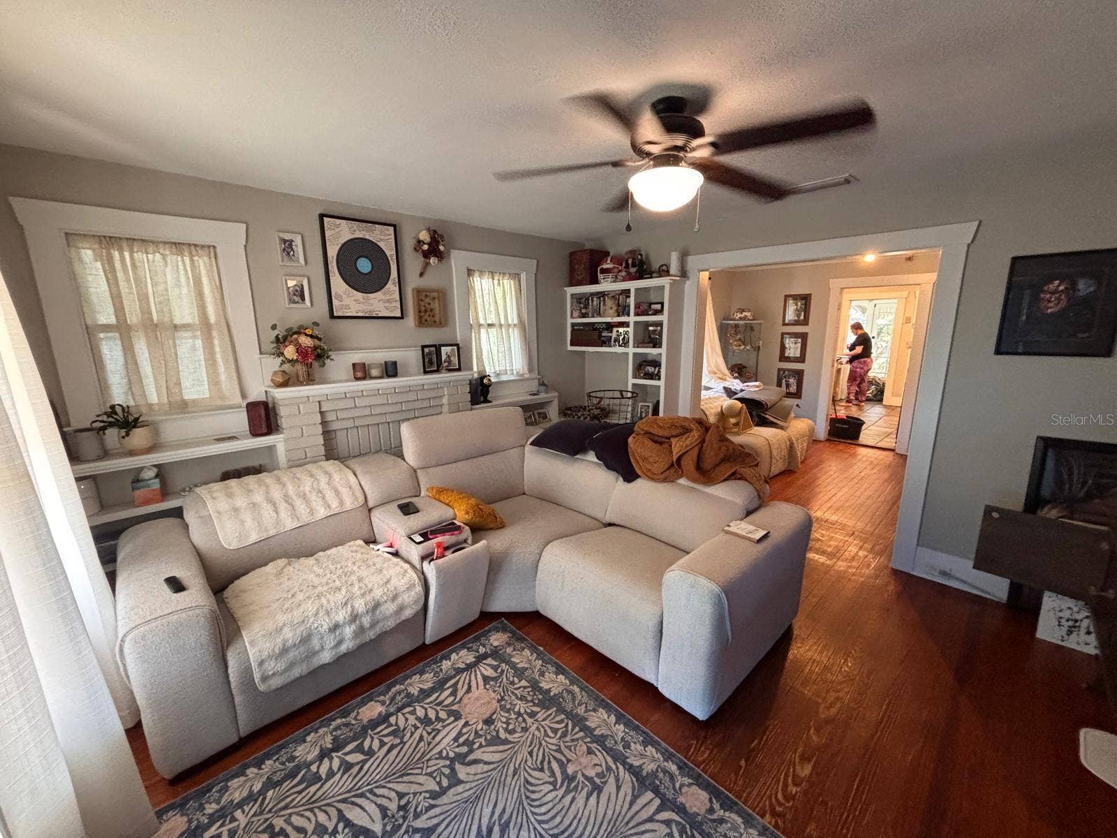 4303 N 10TH STREET, Tampa, FL 33603 4303 N 10TH STREET, Tampa, FL 33603
