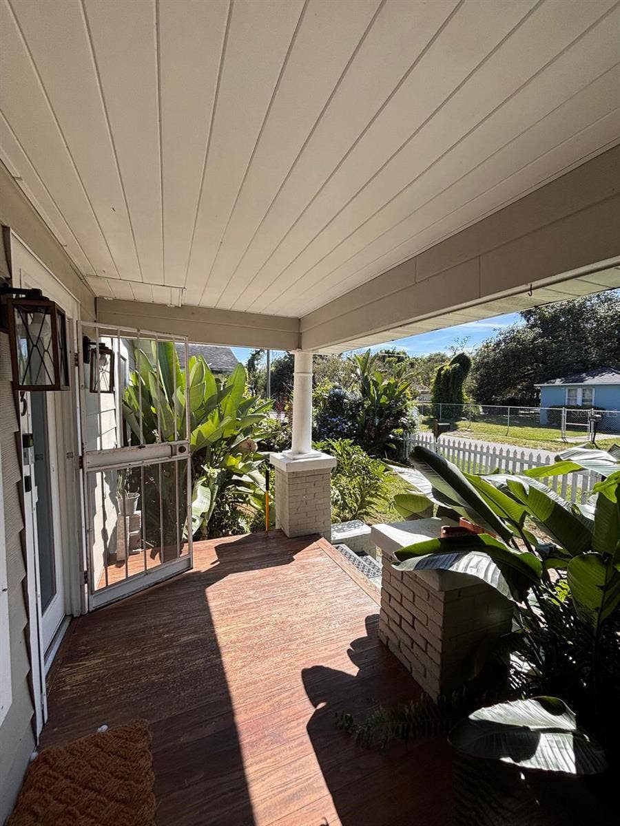 4303 N 10TH STREET, Tampa, FL 33603 4303 N 10TH STREET, Tampa, FL 33603