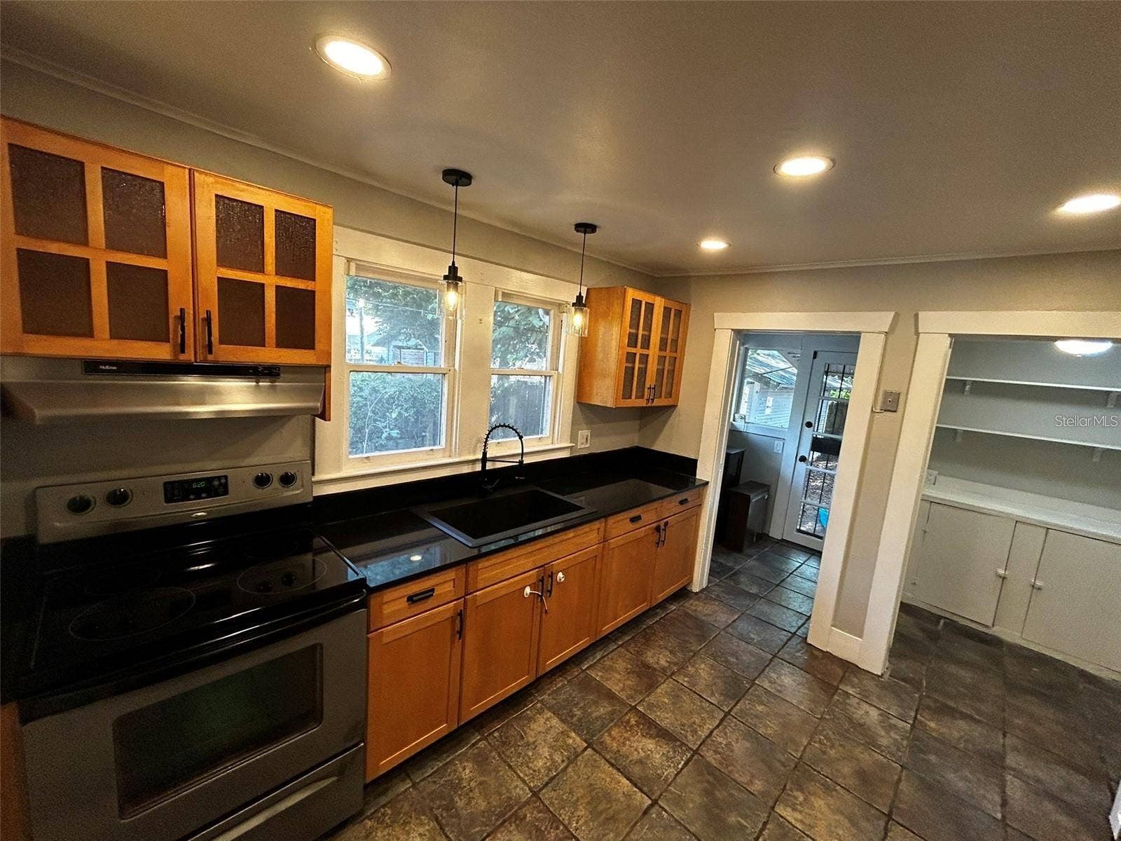 4303 N 10TH STREET, Tampa, FL 33603 4303 N 10TH STREET, Tampa, FL 33603