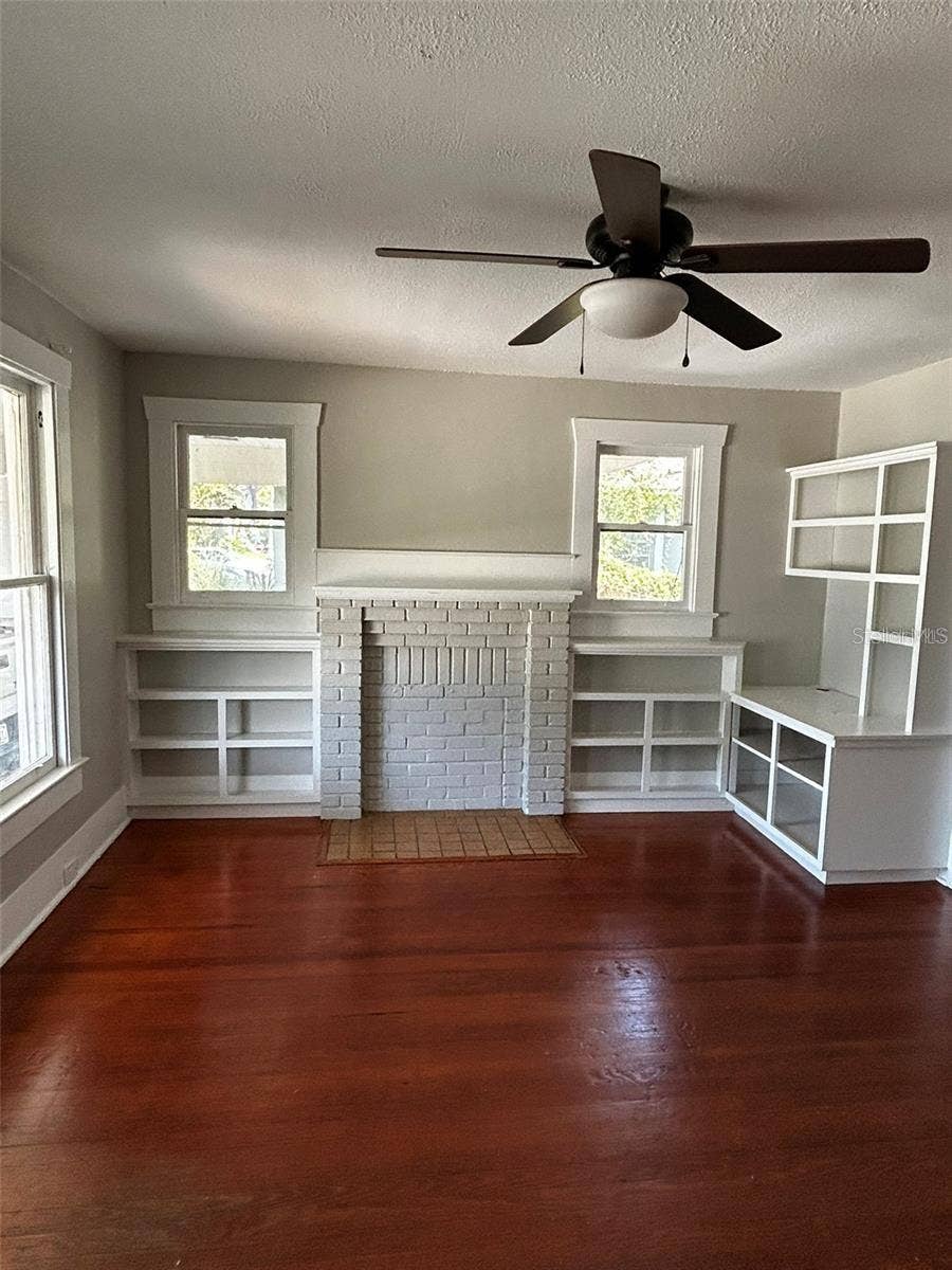 4303 N 10TH STREET, Tampa, FL 33603 4303 N 10TH STREET, Tampa, FL 33603