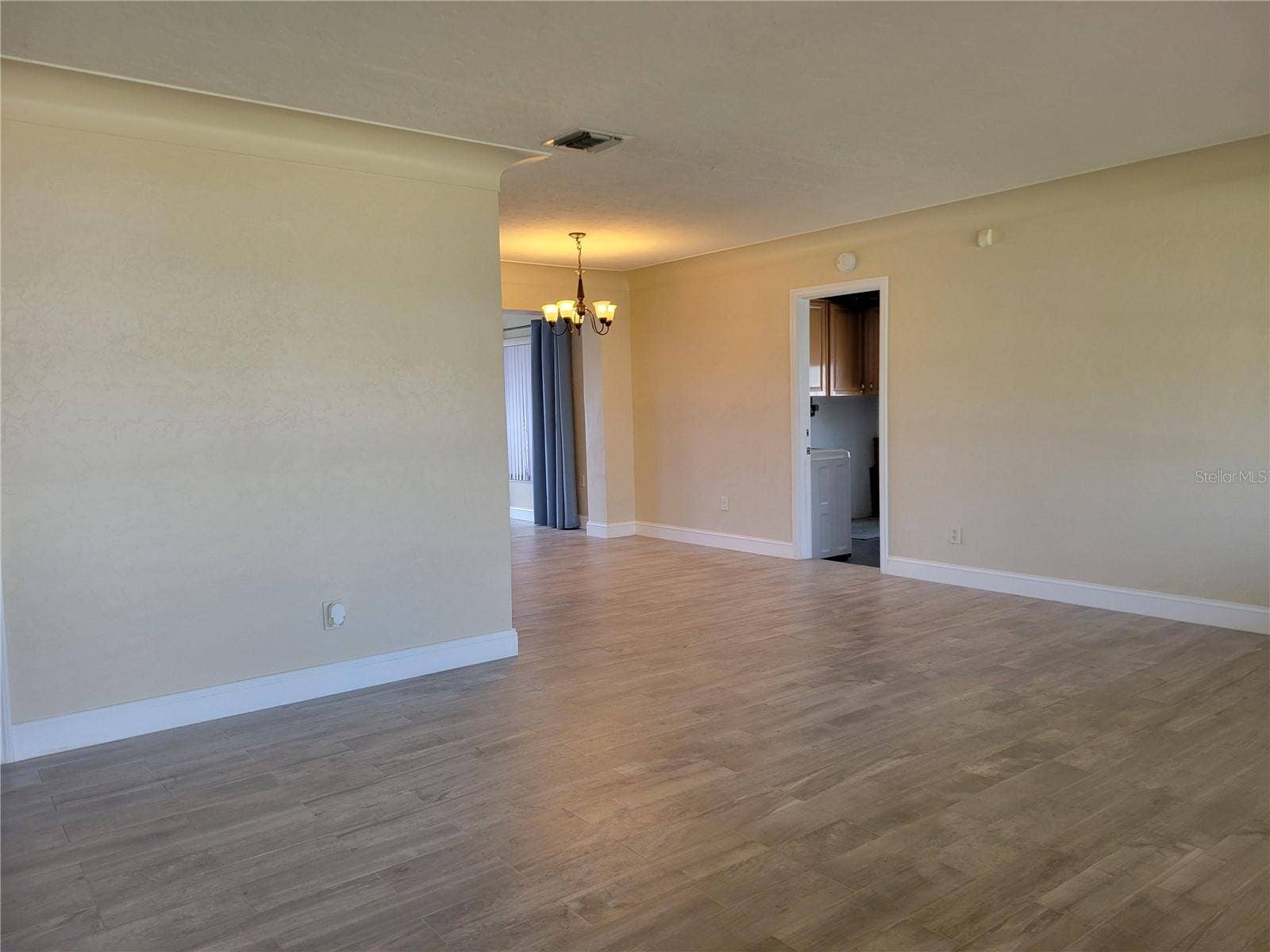 7880 2ND AVENUE S, St Petersburg, FL 33707 7880 2ND AVENUE S, St Petersburg, FL 33707