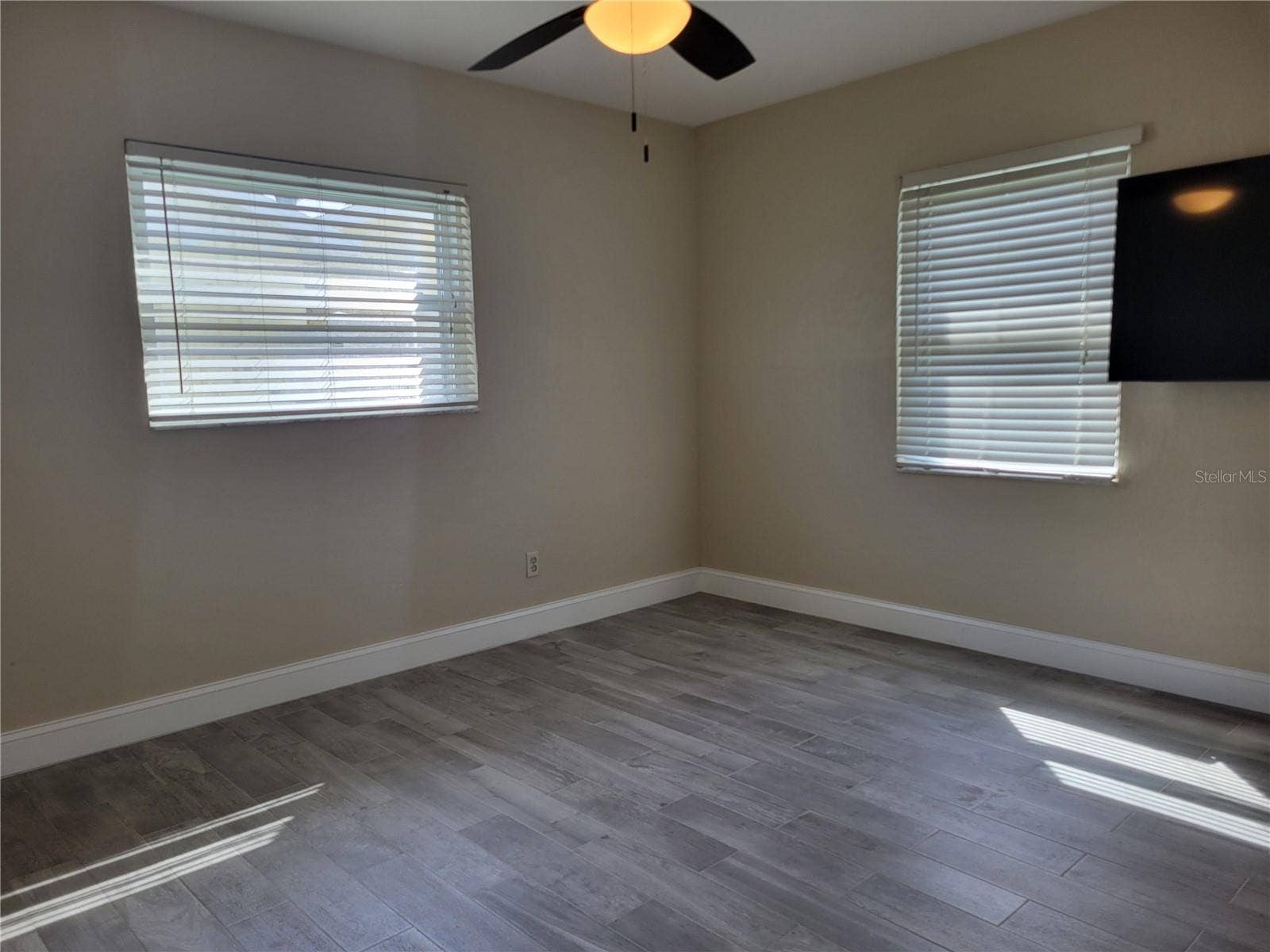 7880 2ND AVENUE S, St Petersburg, FL 33707 7880 2ND AVENUE S, St Petersburg, FL 33707