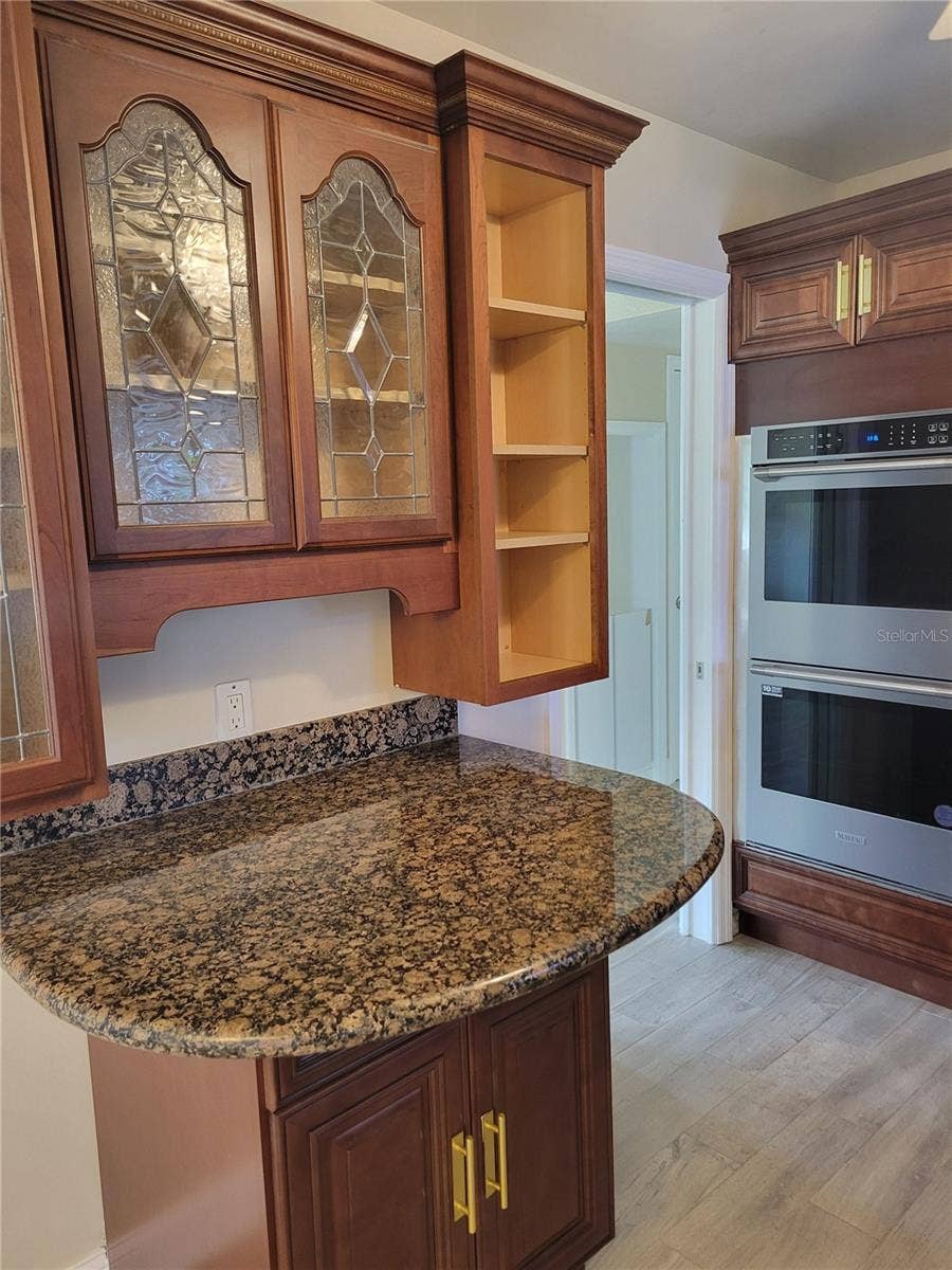 7880 2ND AVENUE S, St Petersburg, FL 33707 7880 2ND AVENUE S, St Petersburg, FL 33707