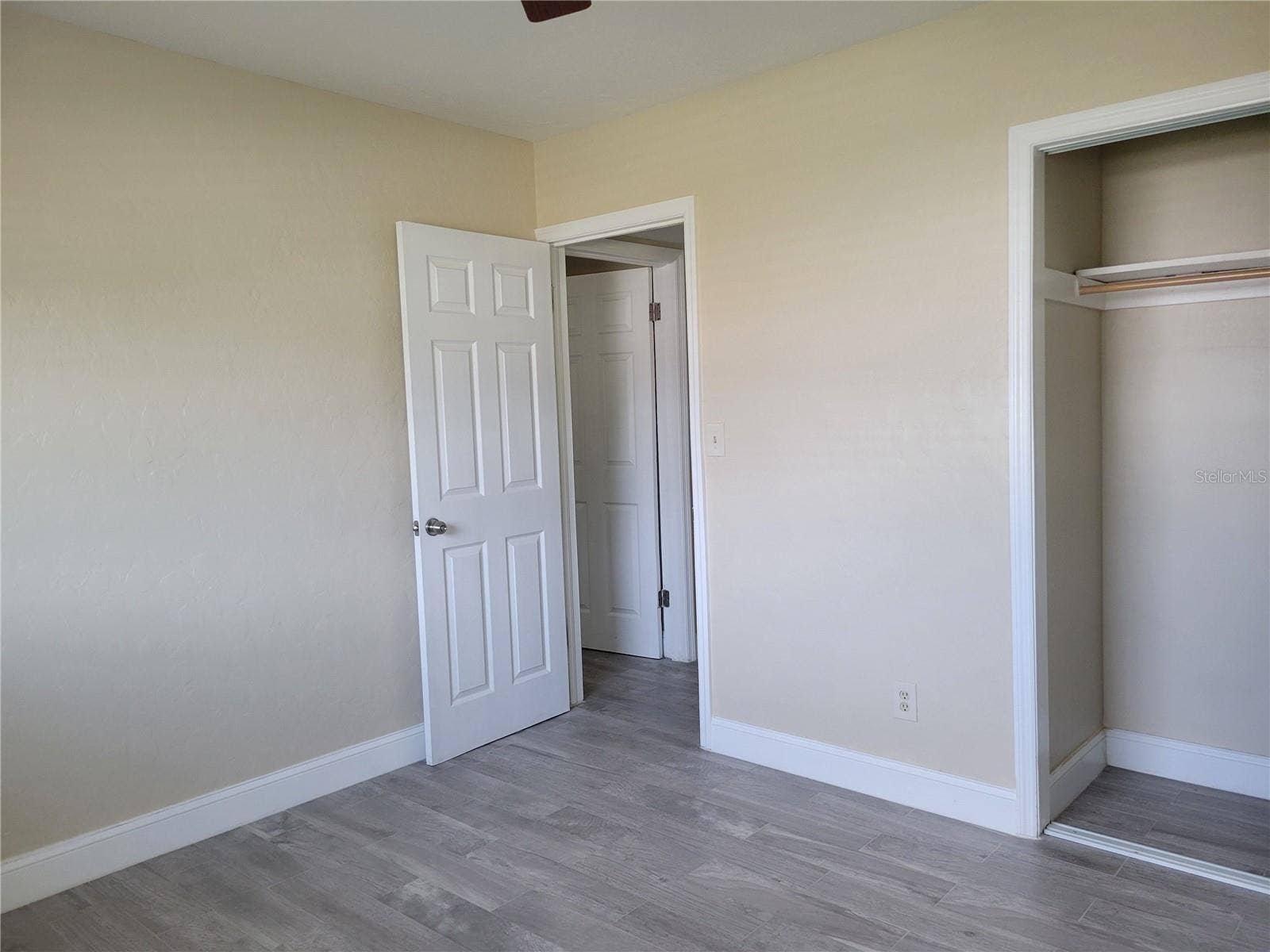 7880 2ND AVENUE S, St Petersburg, FL 33707 7880 2ND AVENUE S, St Petersburg, FL 33707