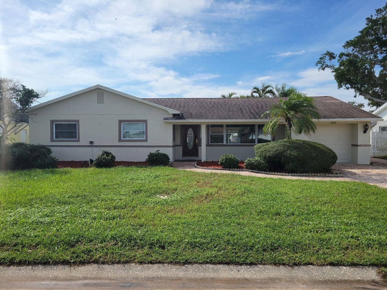 7880 2ND AVENUE S, St Petersburg, FL 33707 7880 2ND AVENUE S, St Petersburg, FL 33707