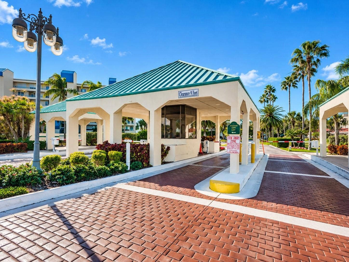 7979 SAILBOAT KEY BOULEVARD S, #202, South Pasadena, FL 33707