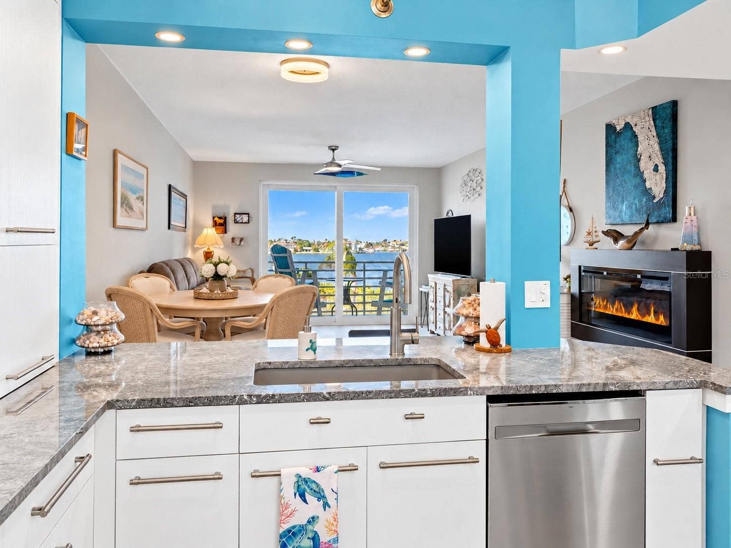 7979 SAILBOAT KEY BOULEVARD S, #202, South Pasadena, FL 33707