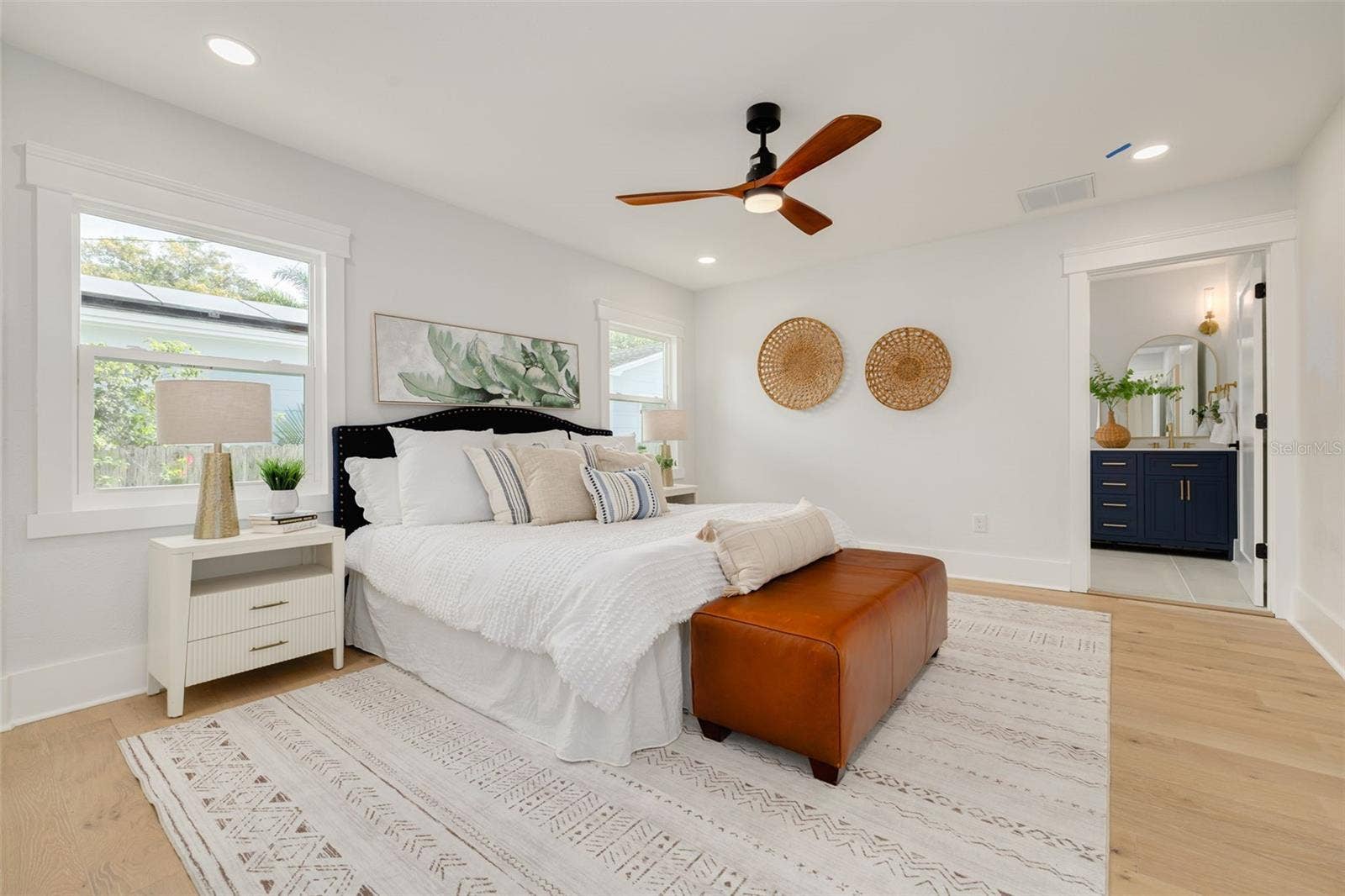 2725 4TH AVENUE S, St Petersburg, FL 33712 2725 4TH AVENUE S, St Petersburg, FL 33712