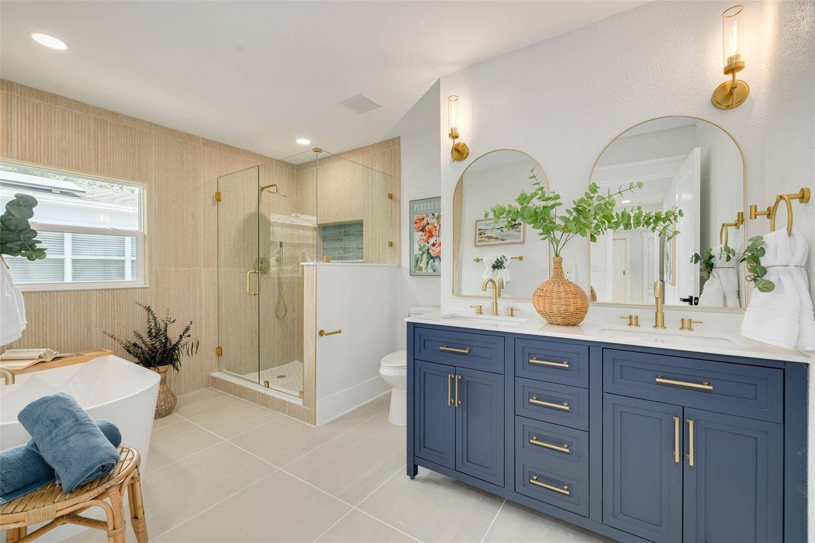 2725 4TH AVENUE S, St Petersburg, FL 33712 2725 4TH AVENUE S, St Petersburg, FL 33712
