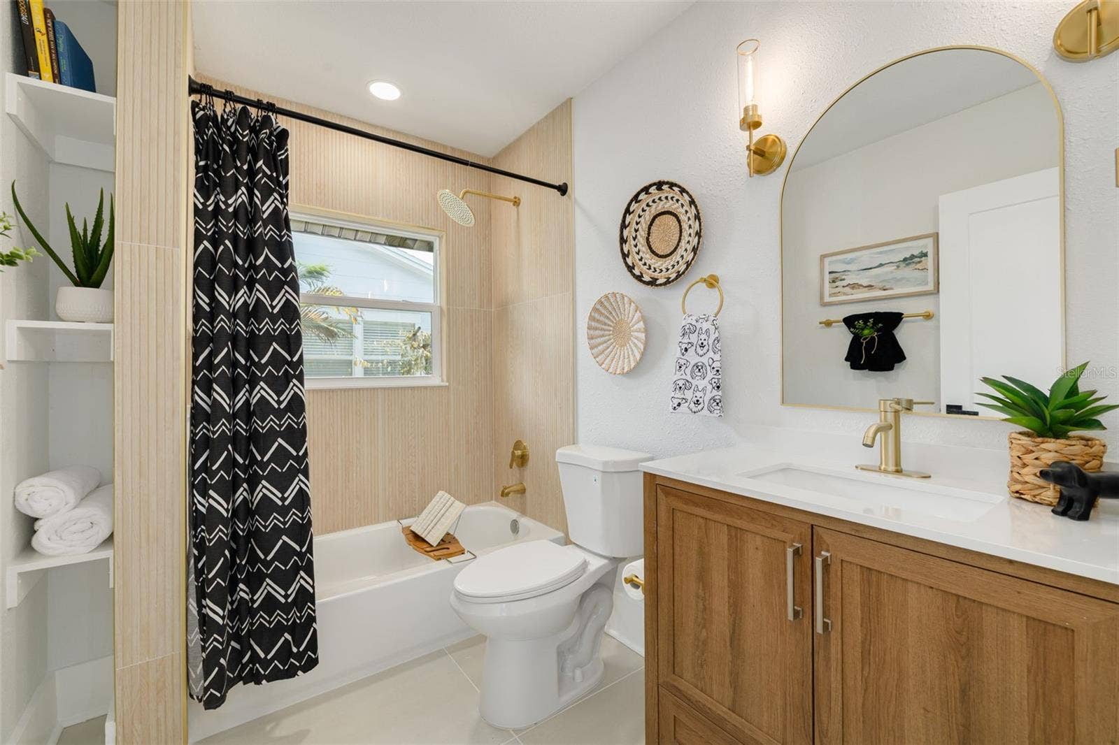 2725 4TH AVENUE S, St Petersburg, FL 33712 2725 4TH AVENUE S, St Petersburg, FL 33712