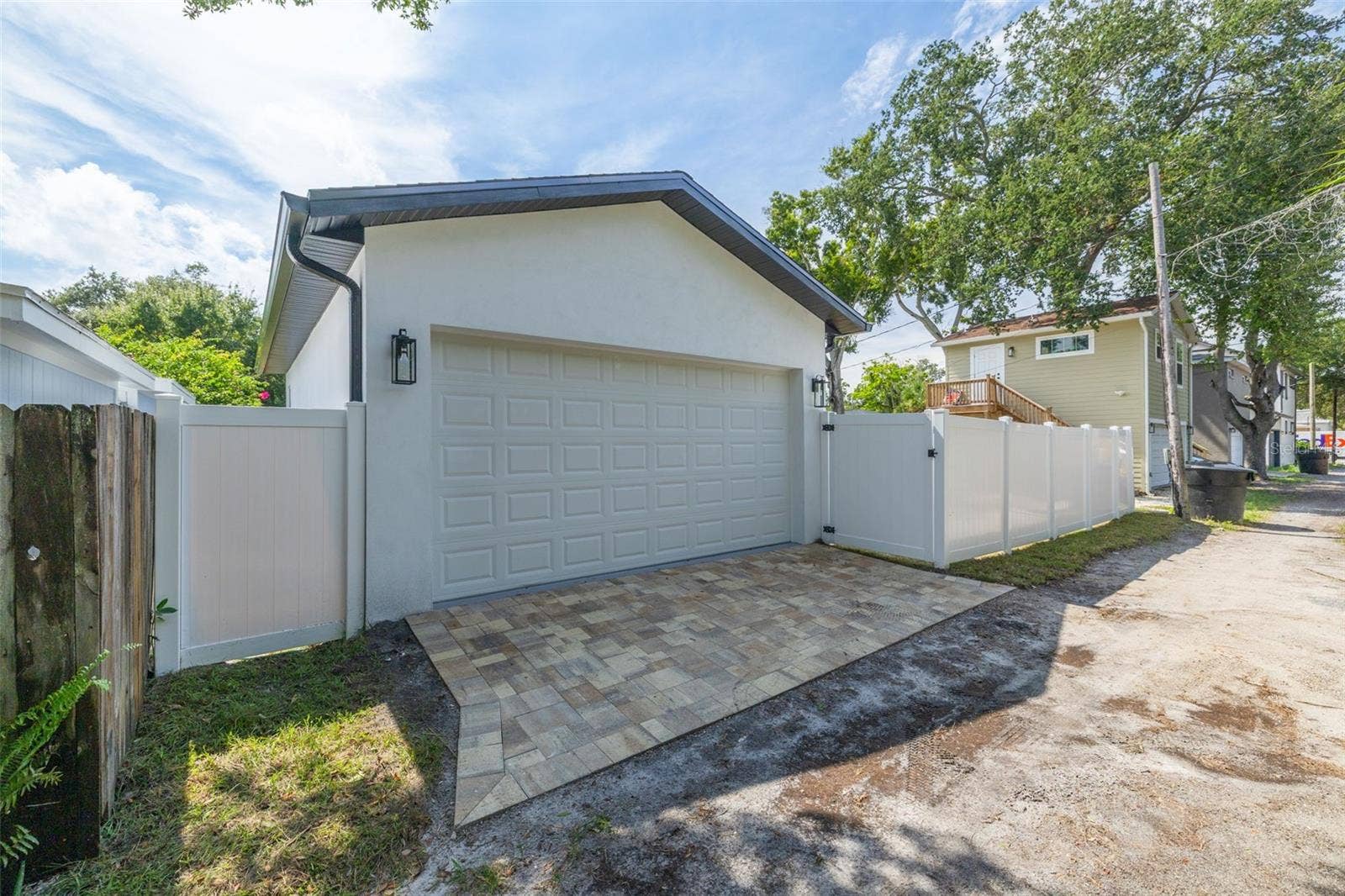 2725 4TH AVENUE S, St Petersburg, FL 33712 2725 4TH AVENUE S, St Petersburg, FL 33712