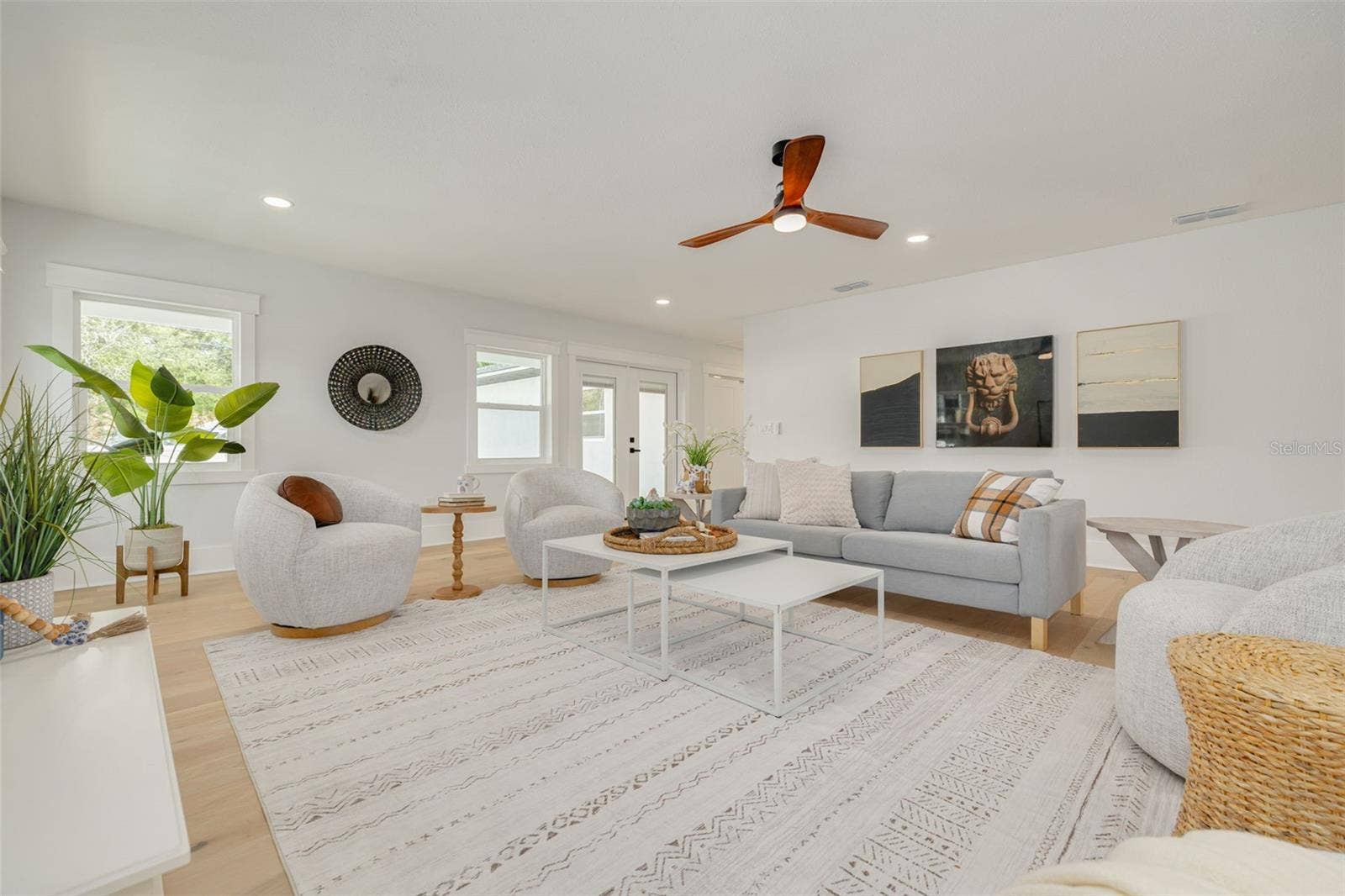 2725 4TH AVENUE S, St Petersburg, FL 33712 2725 4TH AVENUE S, St Petersburg, FL 33712