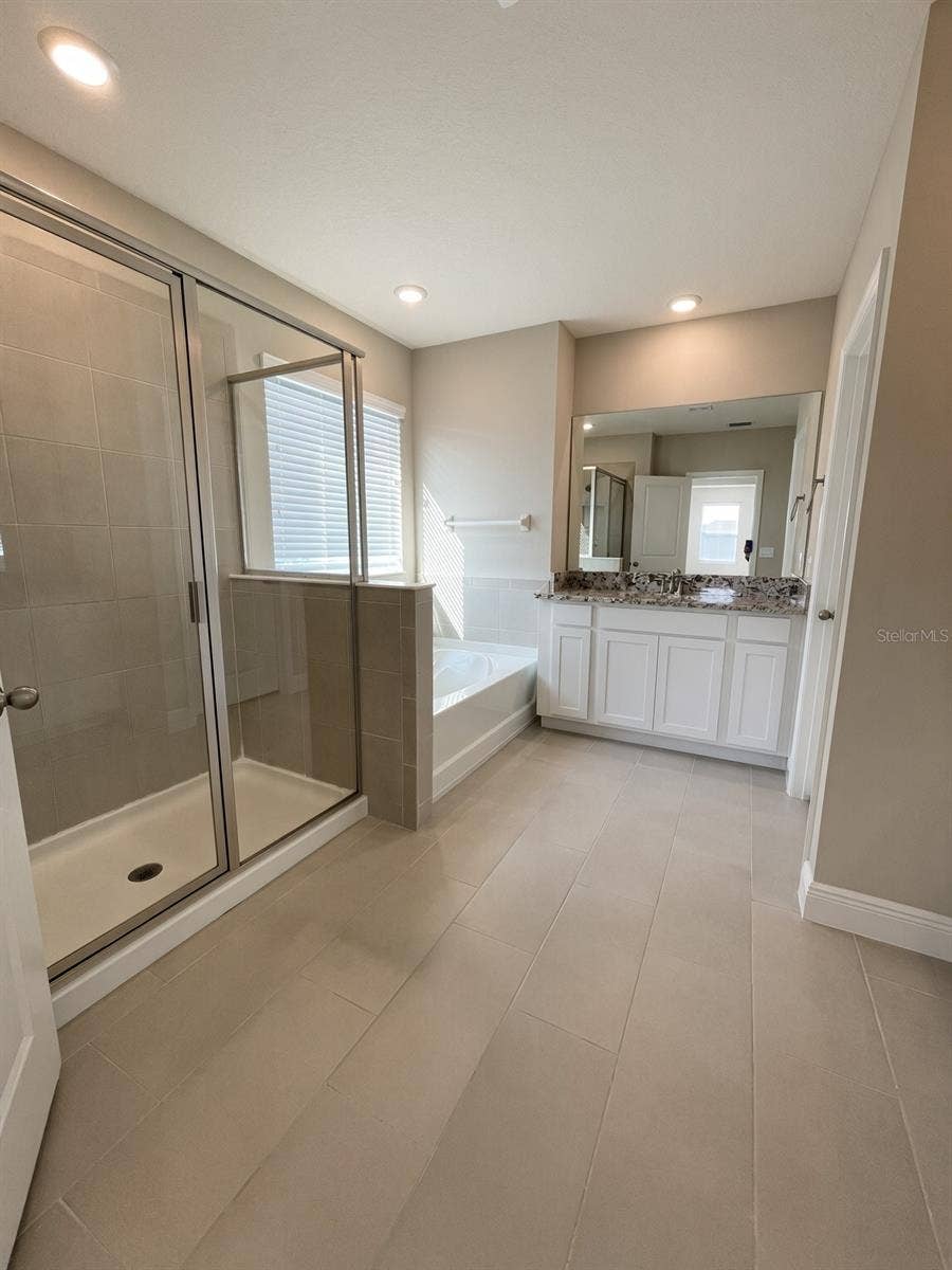 140 BRIGHT IBIS AVENUE, Apollo Beach, FL 33572 Master Bath