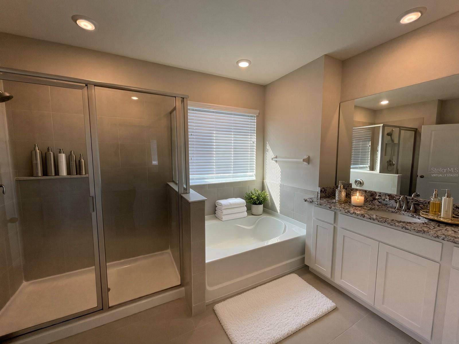 140 BRIGHT IBIS AVENUE, Apollo Beach, FL 33572 Master Bath-Virtually Staged