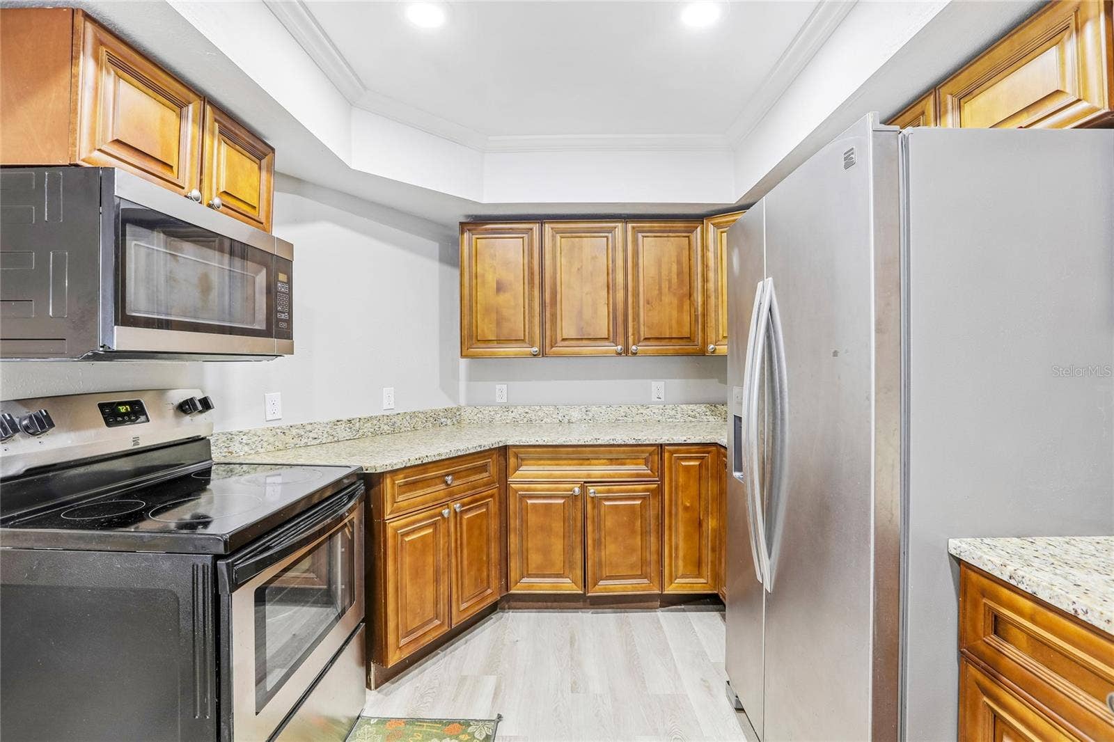 700 13TH COURT SW, Largo, FL 33770 700 13TH COURT SW, Largo, FL 33770
