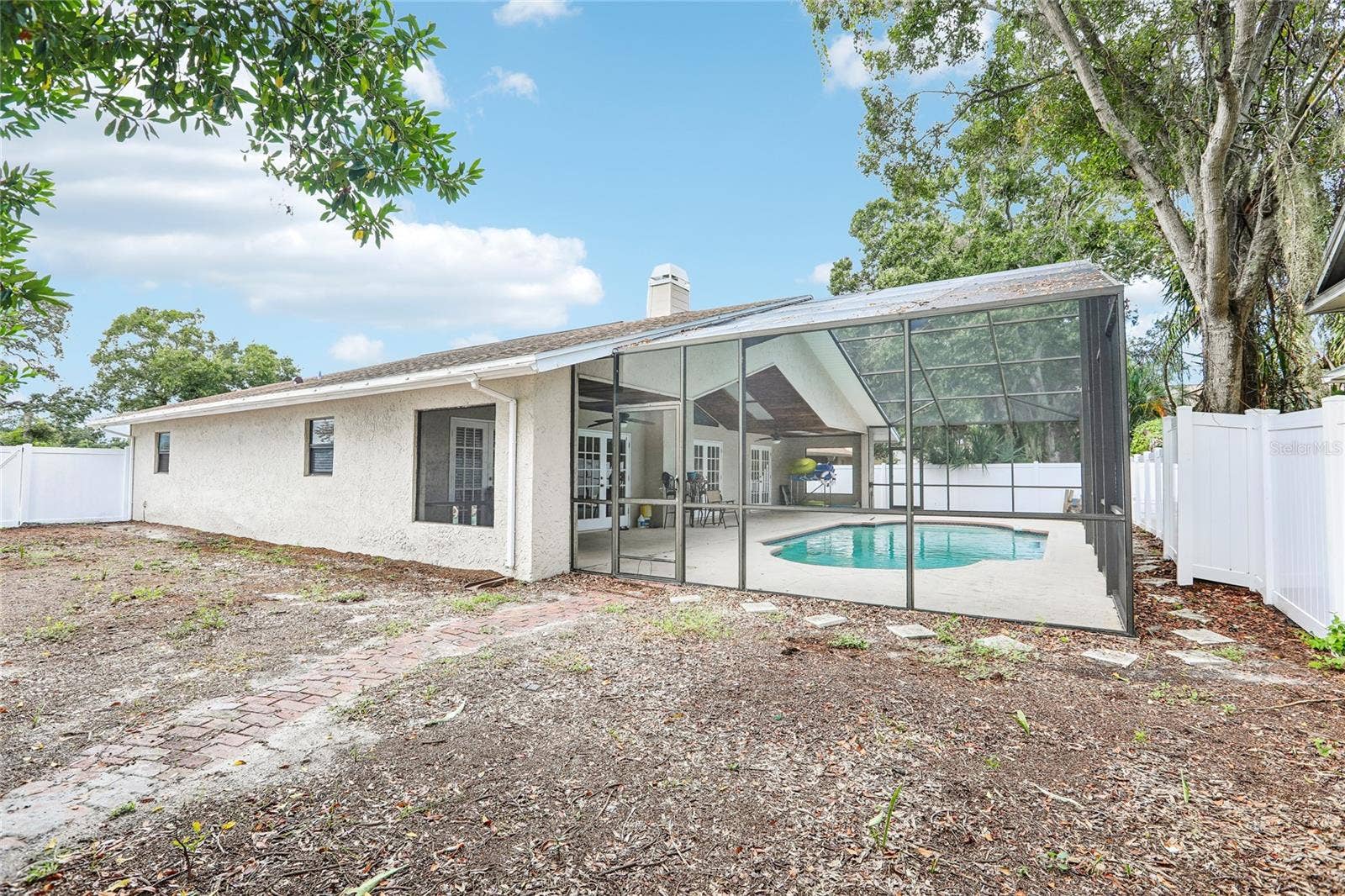 700 13TH COURT SW, Largo, FL 33770 700 13TH COURT SW, Largo, FL 33770