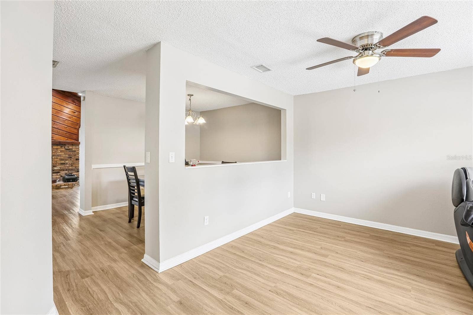 700 13TH COURT SW, Largo, FL 33770 700 13TH COURT SW, Largo, FL 33770