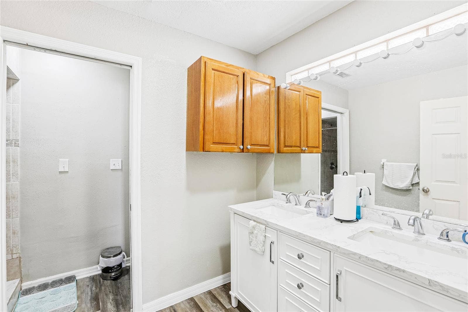 700 13TH COURT SW, Largo, FL 33770 700 13TH COURT SW, Largo, FL 33770