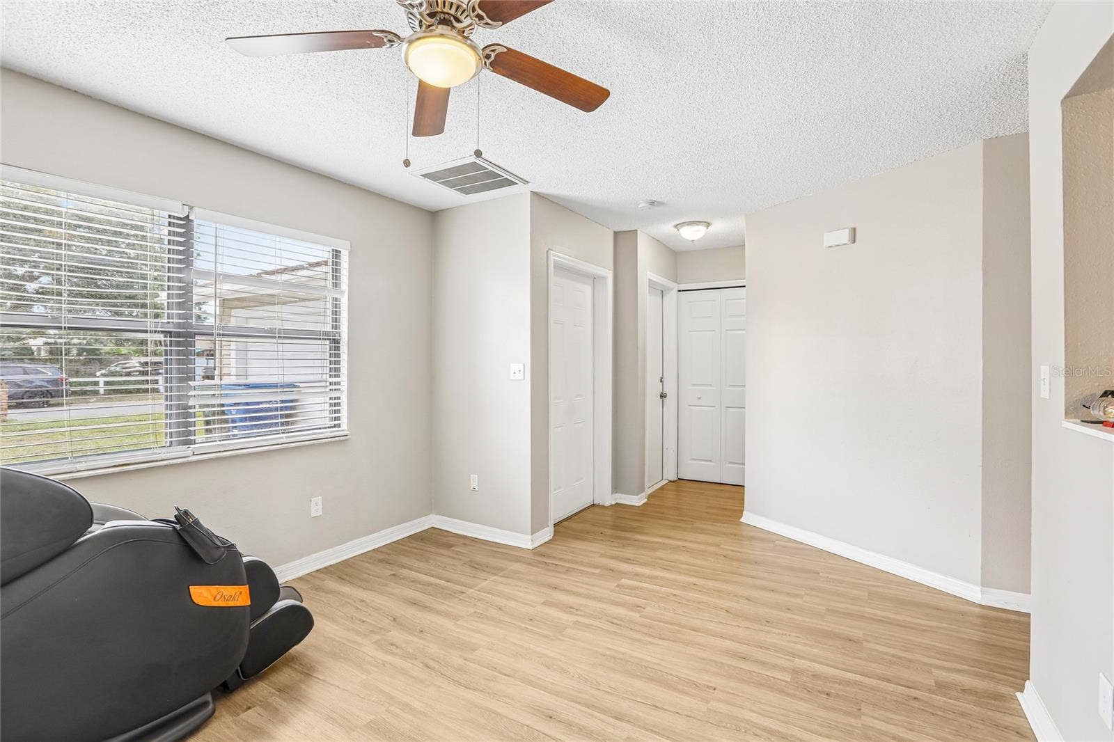 700 13TH COURT SW, Largo, FL 33770 700 13TH COURT SW, Largo, FL 33770