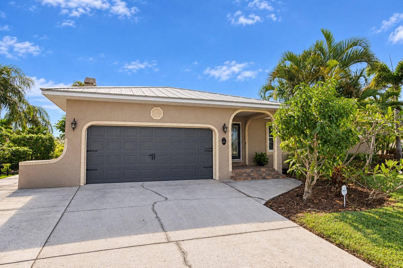 816 EAGLE LANE, Apollo Beach, FL 33572 816 EAGLE LANE, Apollo Beach, FL 33572